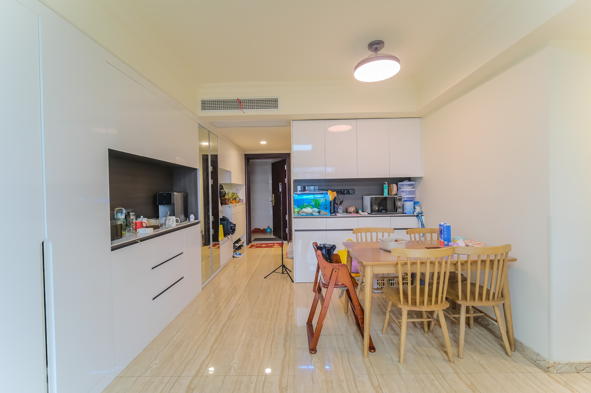 碧桂园翘楚棠 3室2厅1卫 95.0万 碧桂园翘楚棠 3室2厅1卫 95.0万客厅