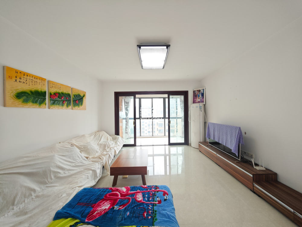 颐和佳园  3室2厅2卫    120.0万