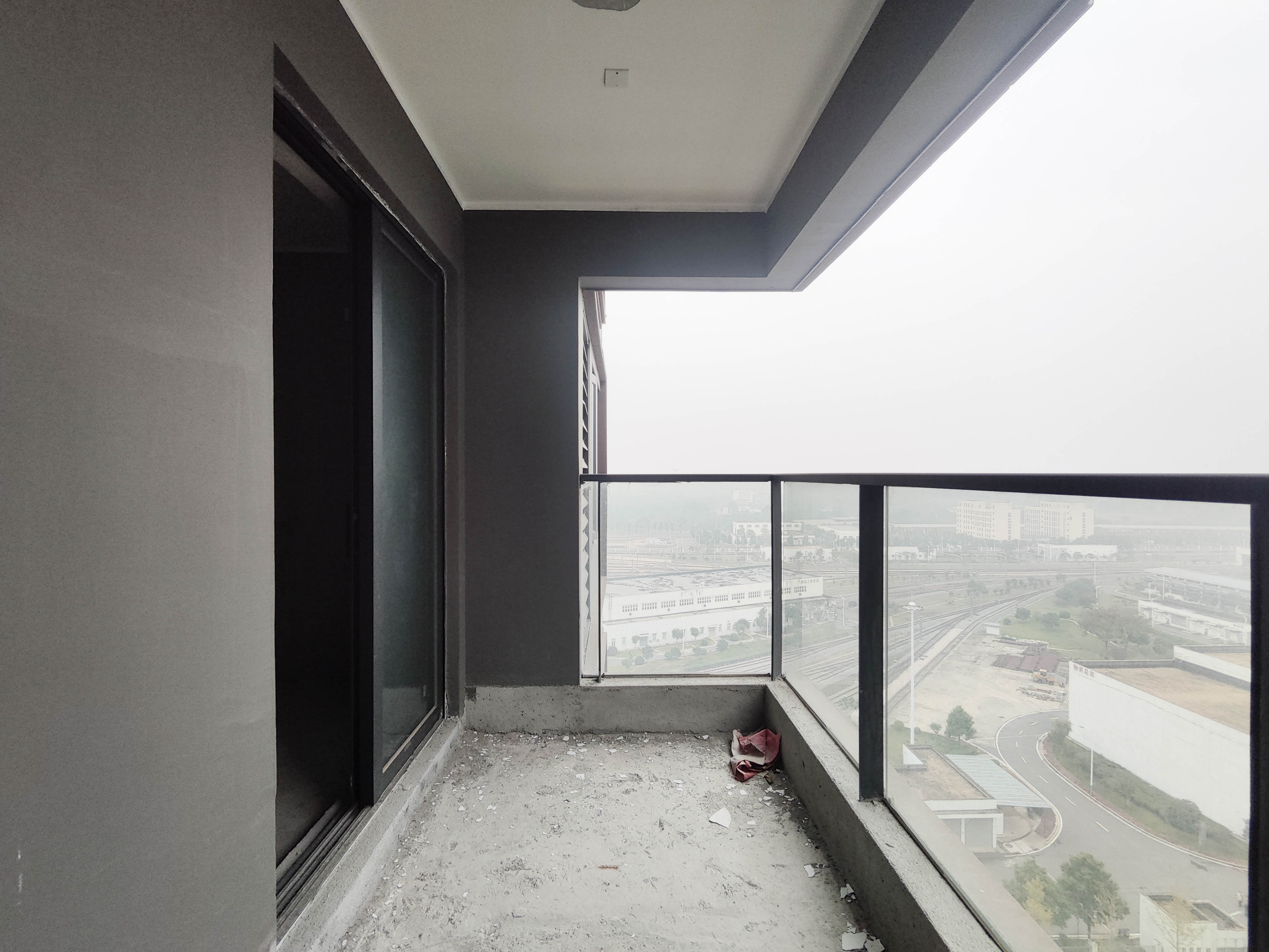 融创会展上东区  3室2厅2卫    109.0万 融创会展上东区  3室2厅2卫    109.0万阳台