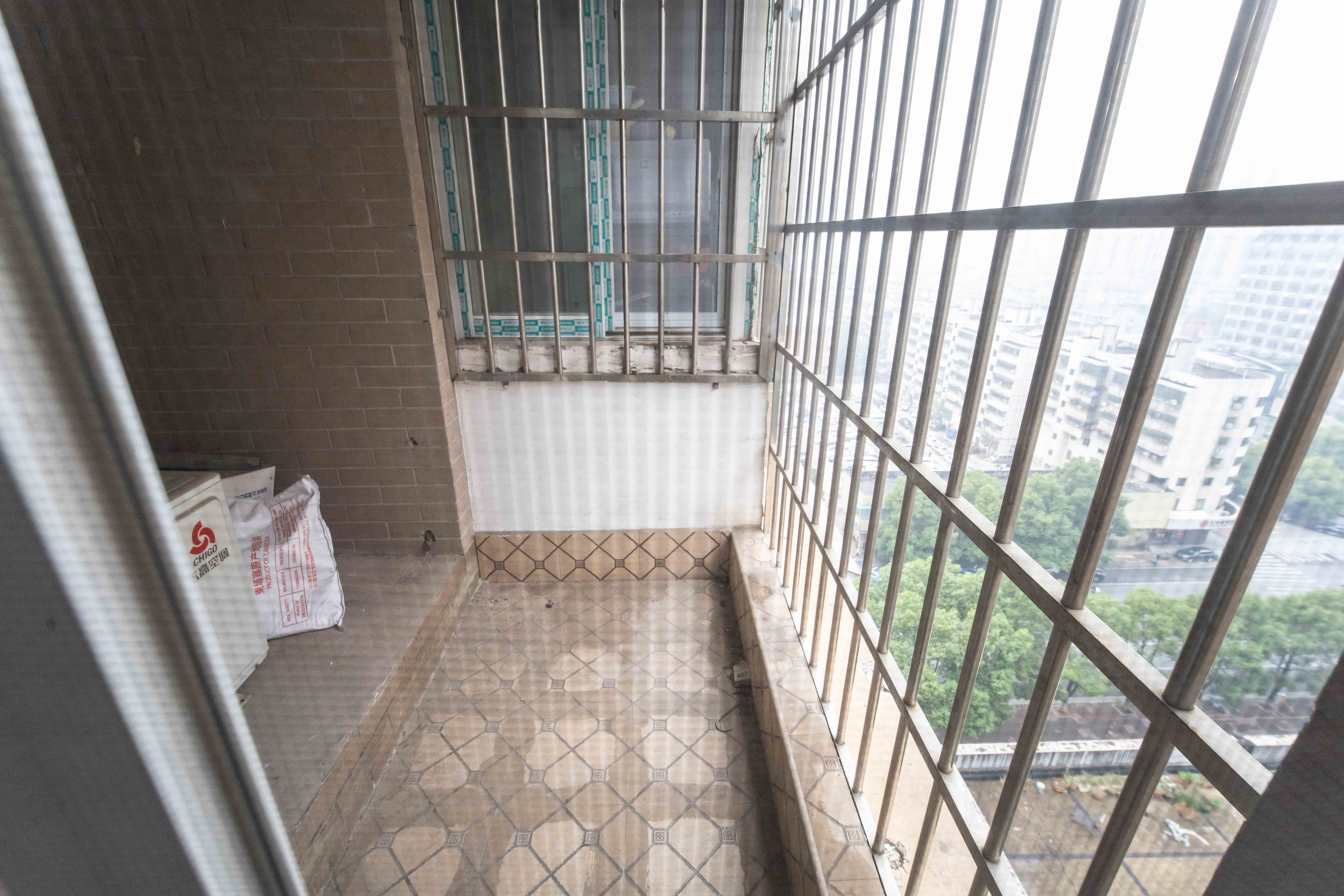 上河国际C区 3室2厅2卫 102.0万 上河国际C区 3室2厅2卫 102.0万阳台