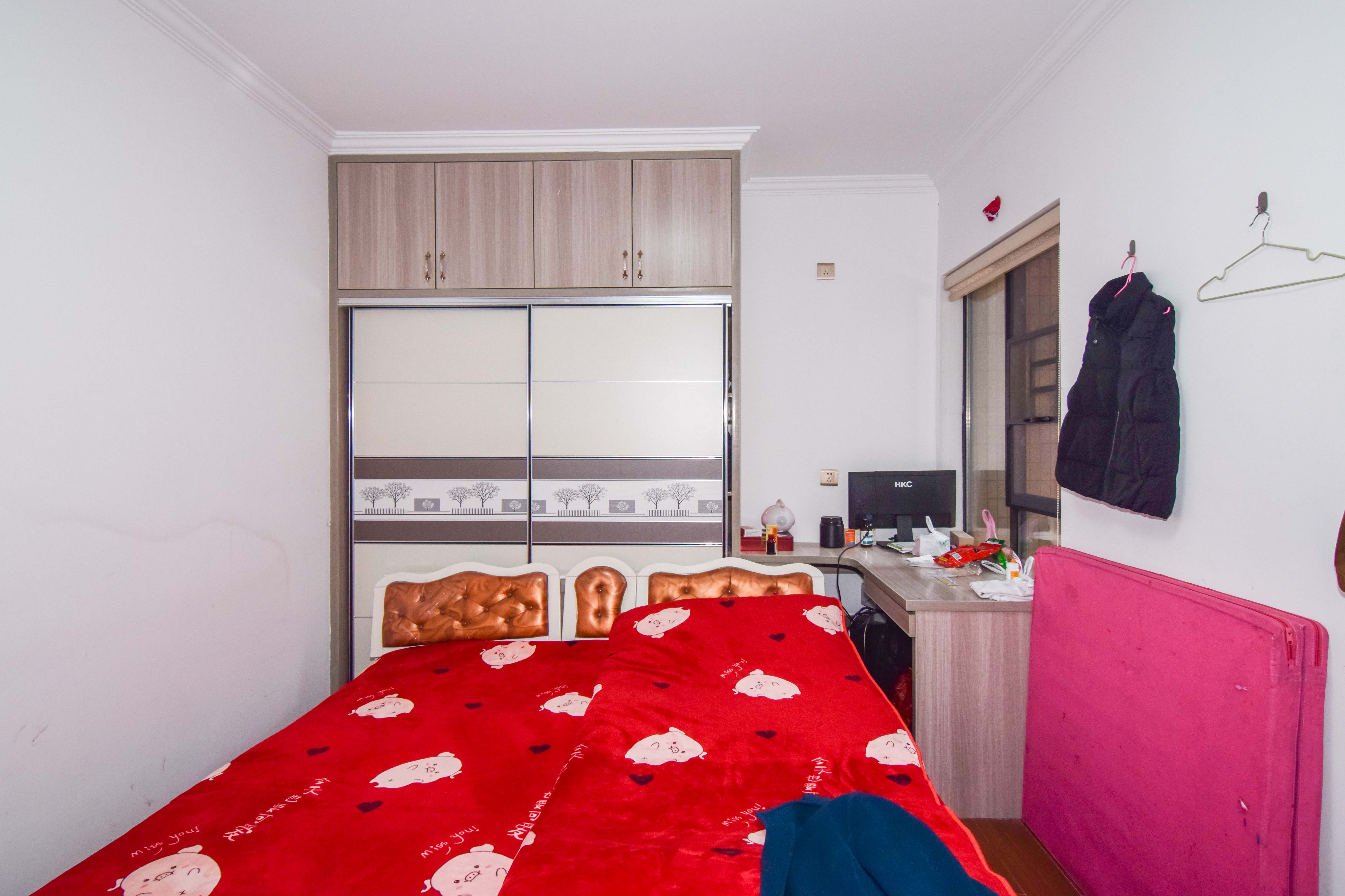 润和又一城 3室2厅2卫 77.8万 润和又一城 3室2厅2卫 77.8万卧室