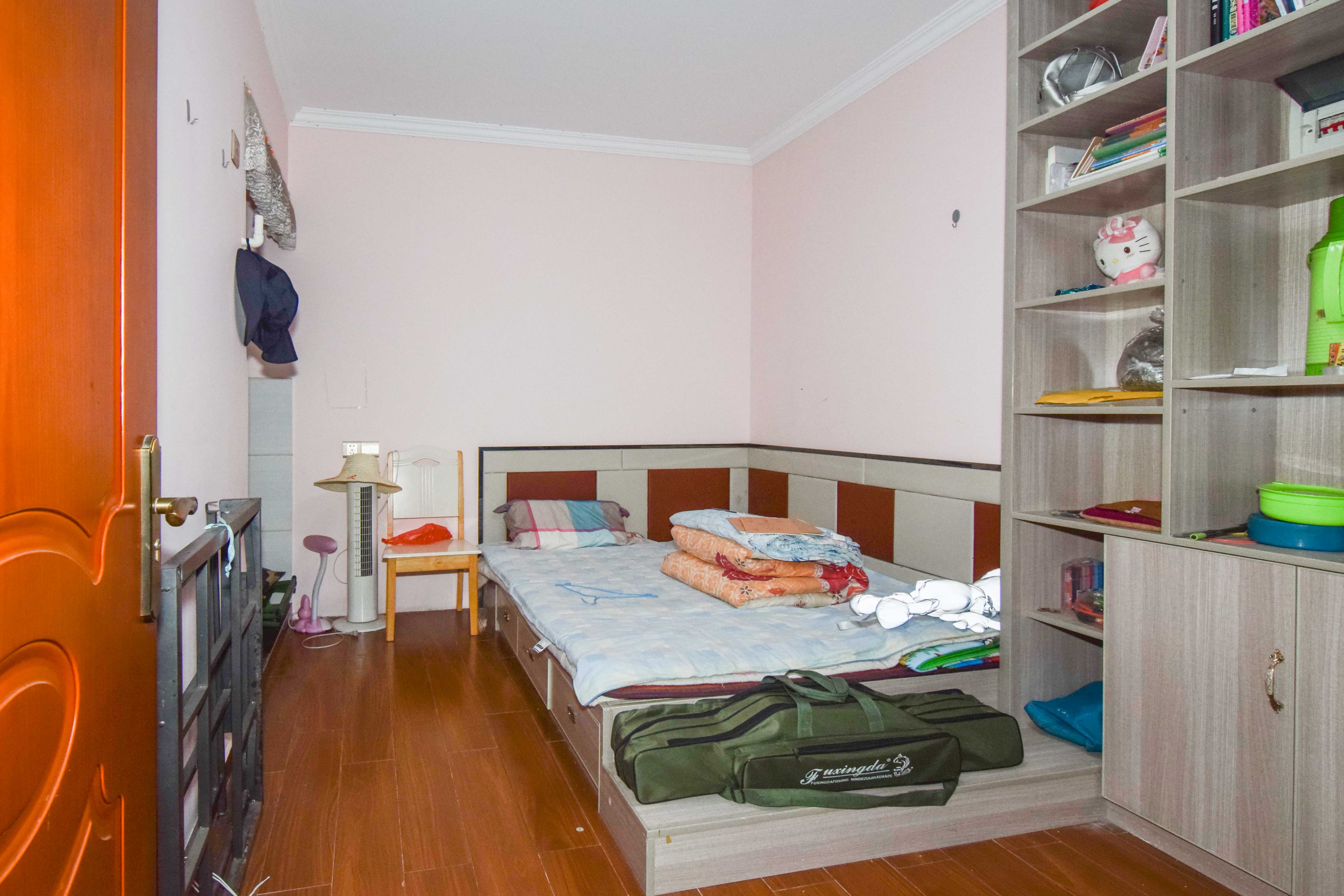 润和又一城 3室2厅2卫 77.8万 润和又一城 3室2厅2卫 77.8万卧室