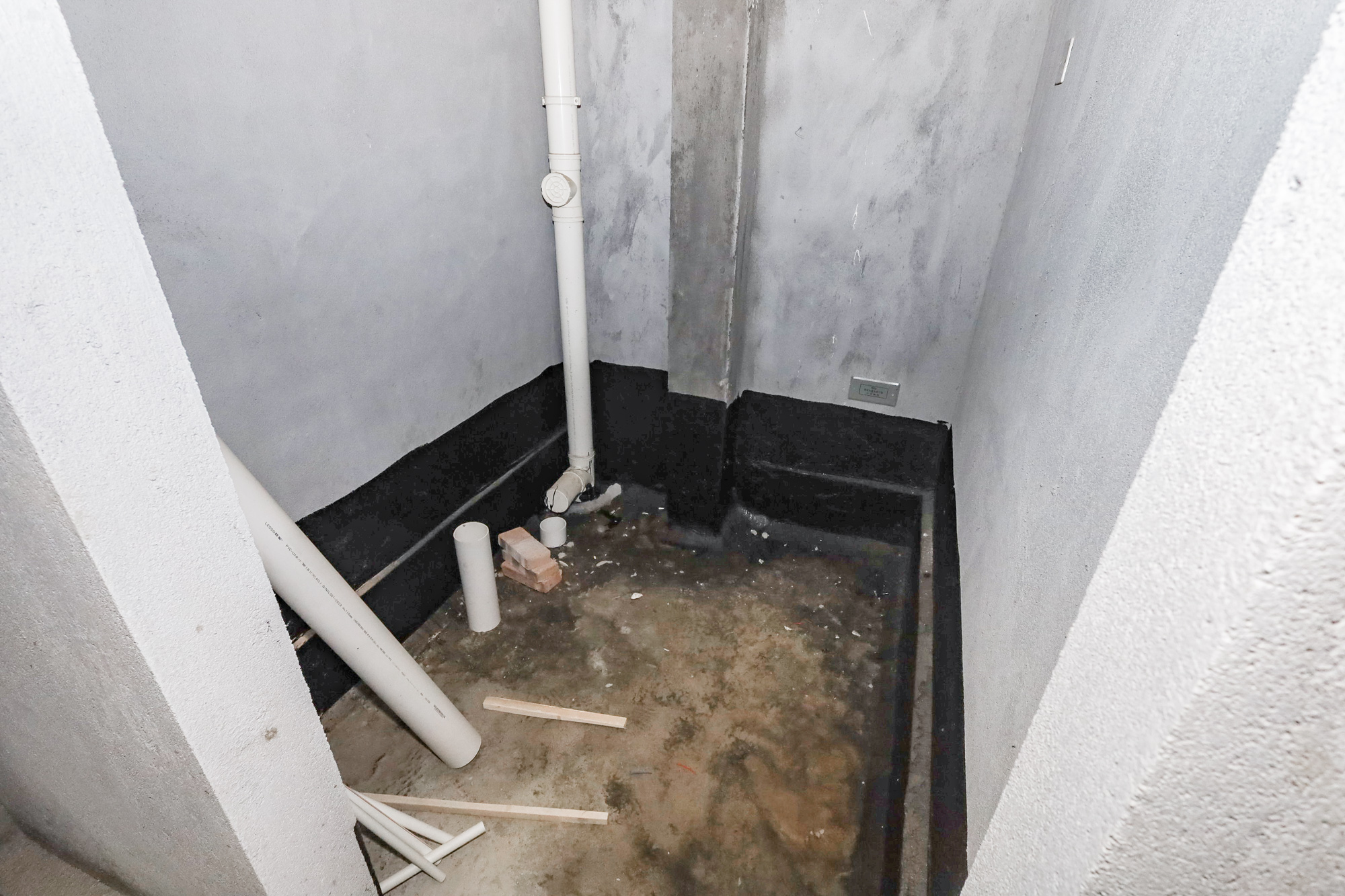 正荣滨江紫阙台  4室2厅3卫   380.00万卫生间