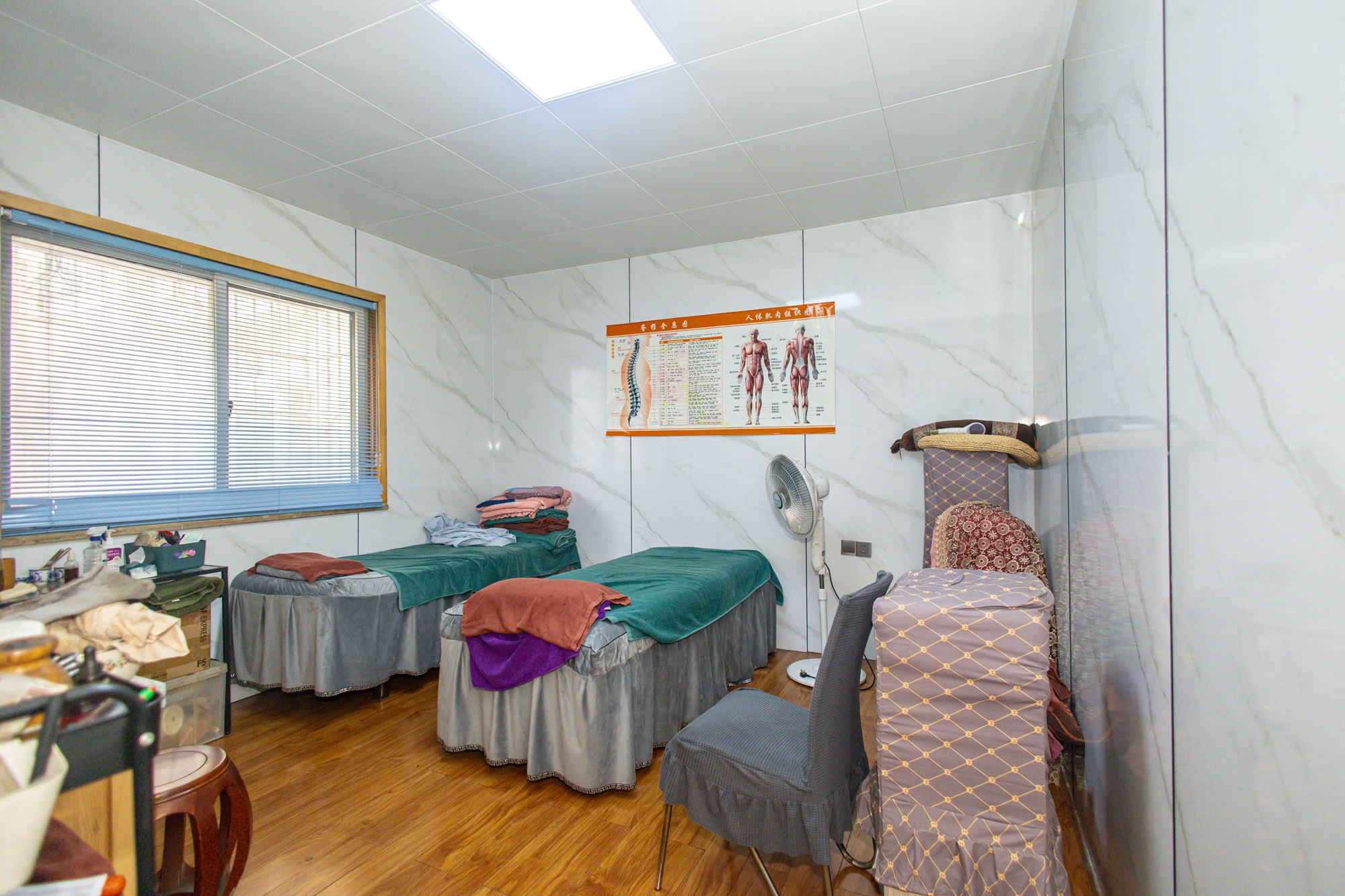 筑梦园  1室2厅1卫    35.0万 筑梦园  1室2厅1卫    35.0万卧室