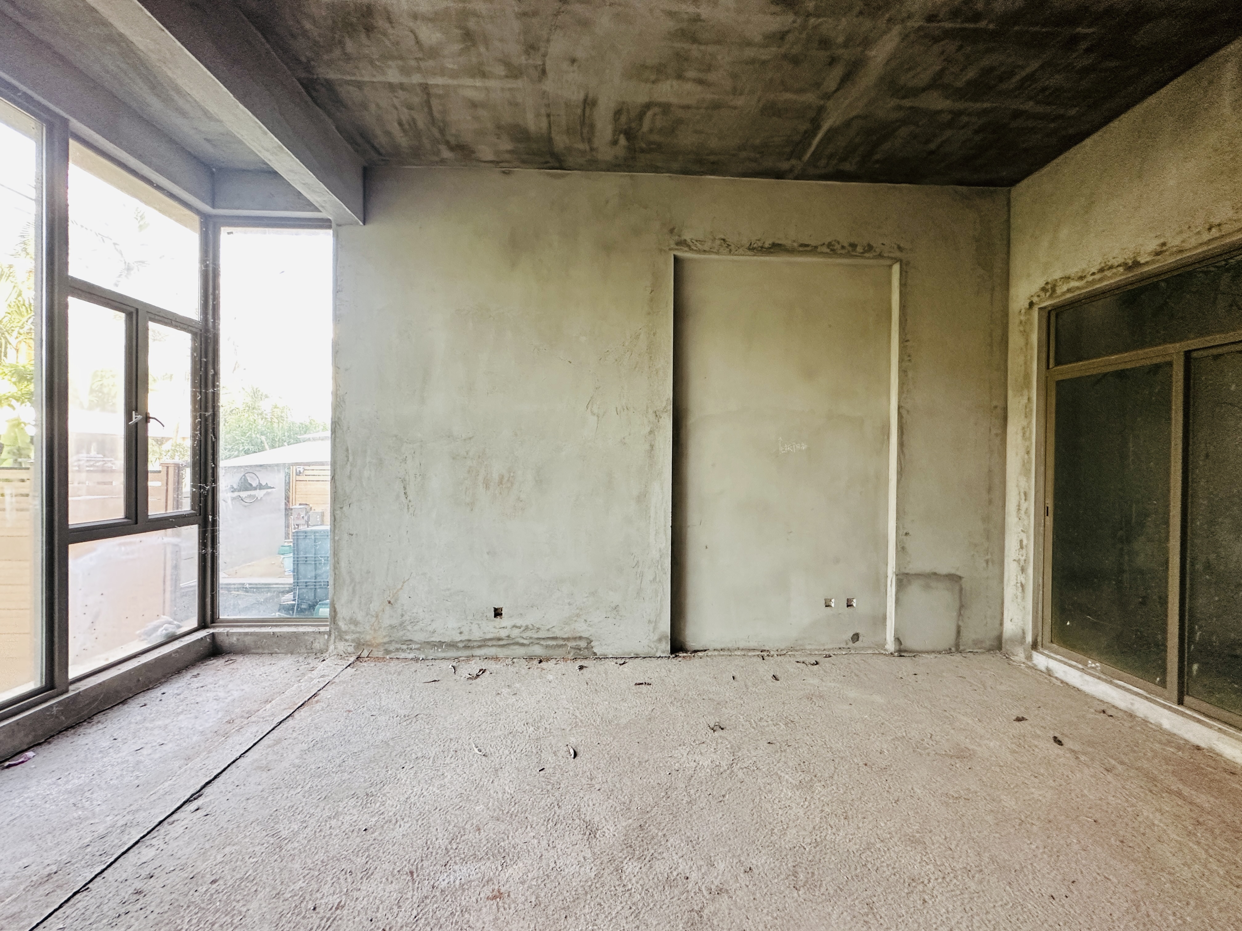 观海台1号 5室3厅4卫 1175.0万 观海台1号 5室3厅4卫 1175.0万卧室