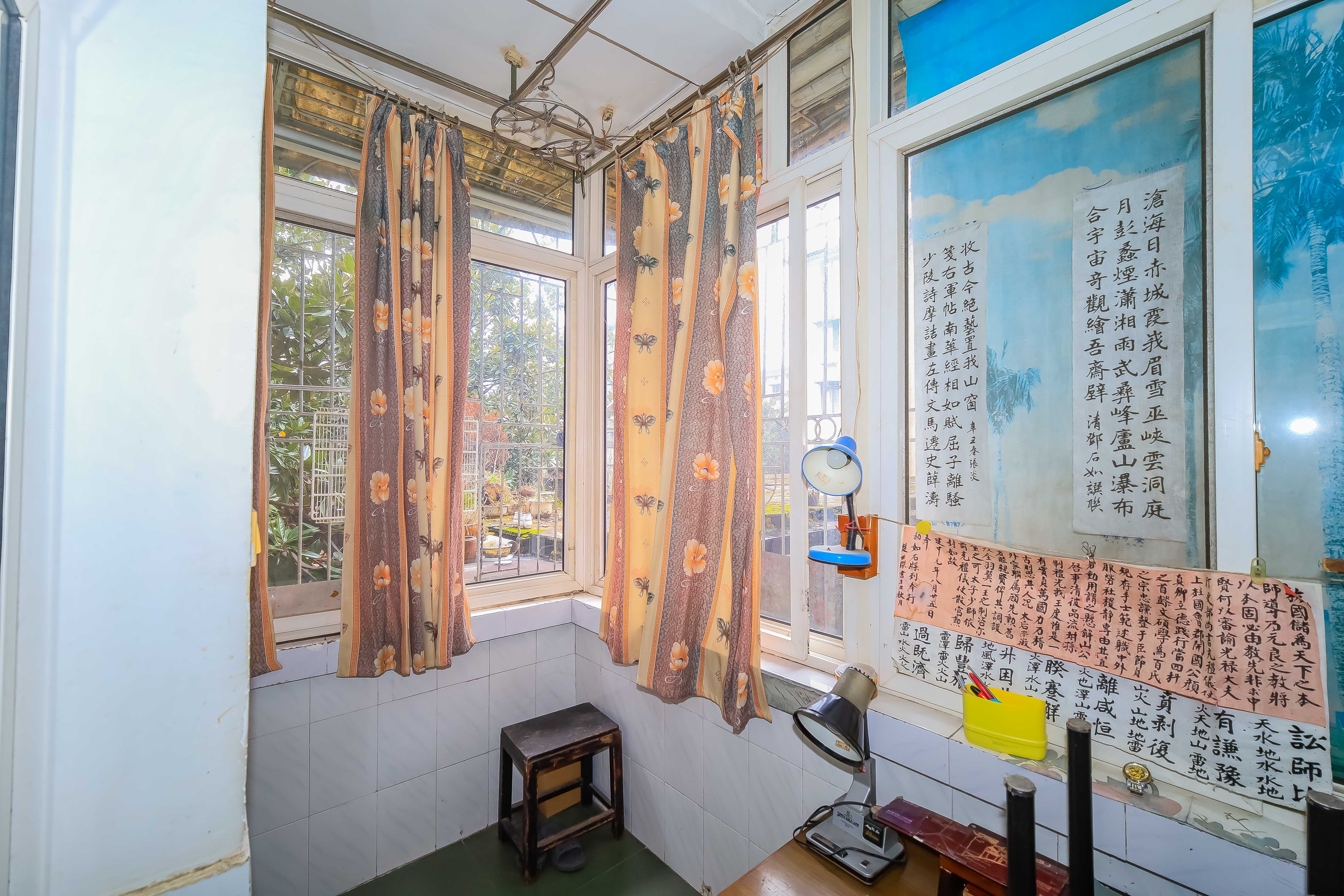 东瓜山一村  2室1厅1卫   50.00万阳台
