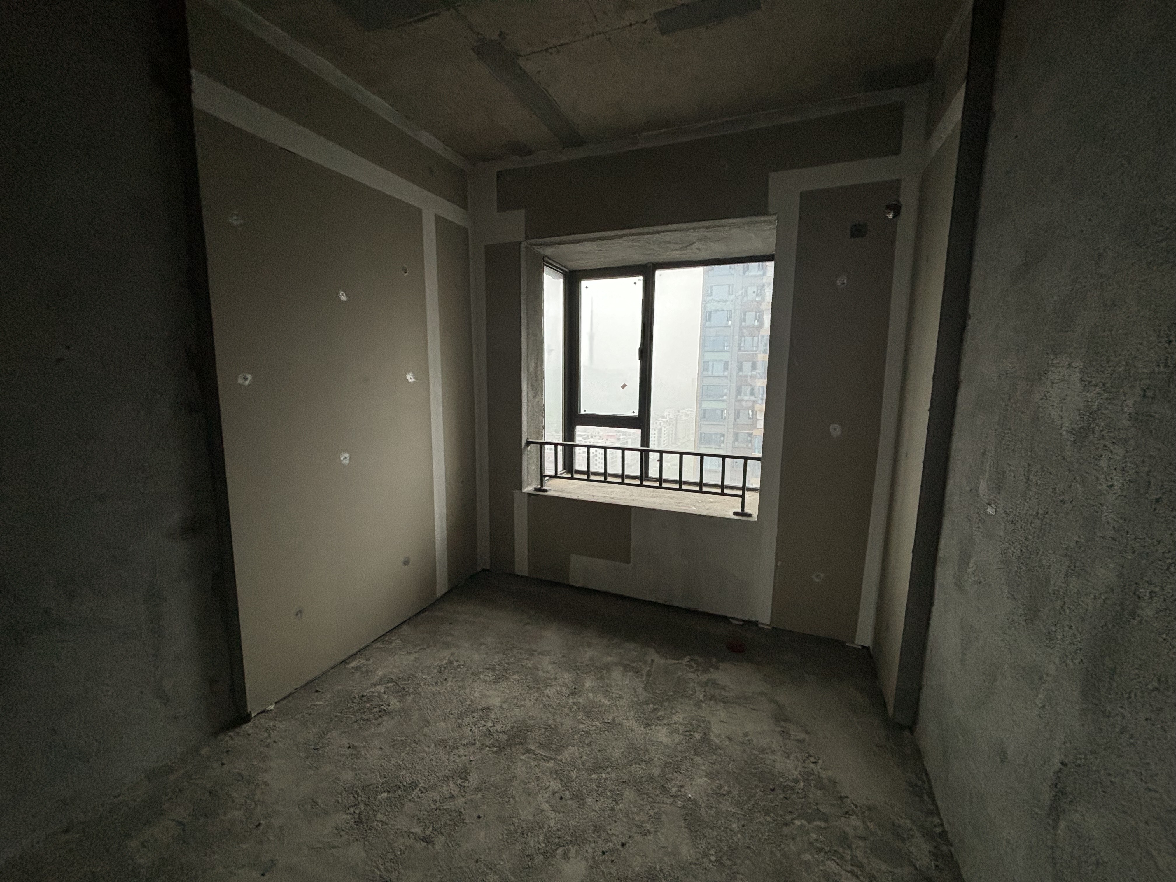 宁邦中心(二期公园里)  4室2厅2卫   100.00万 宁邦中心(二期公园里)  4室2厅2卫   100.00万室内图