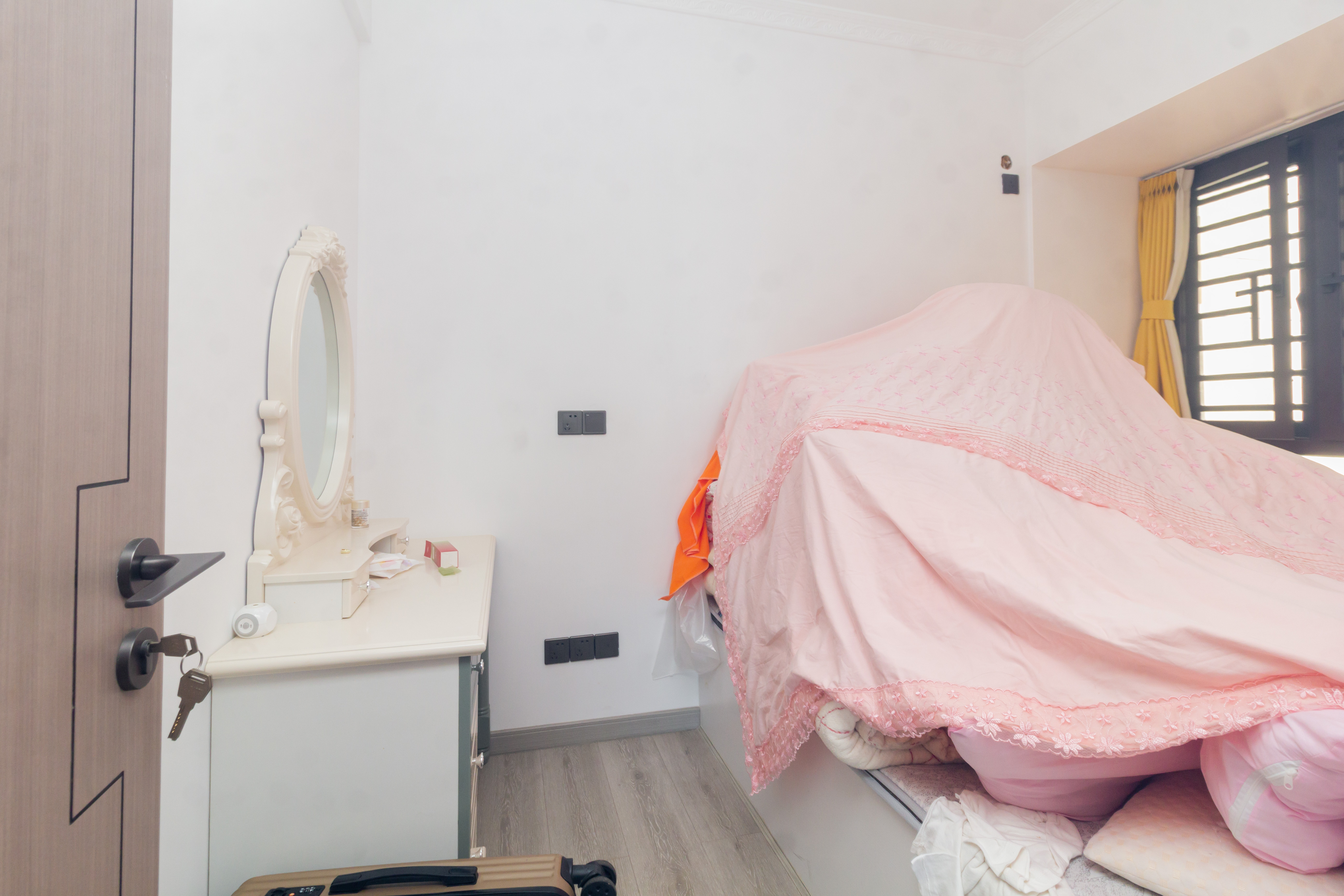 雅居乐新地  3室2厅2卫    93.8万 雅居乐新地  3室2厅2卫    93.8万卧室