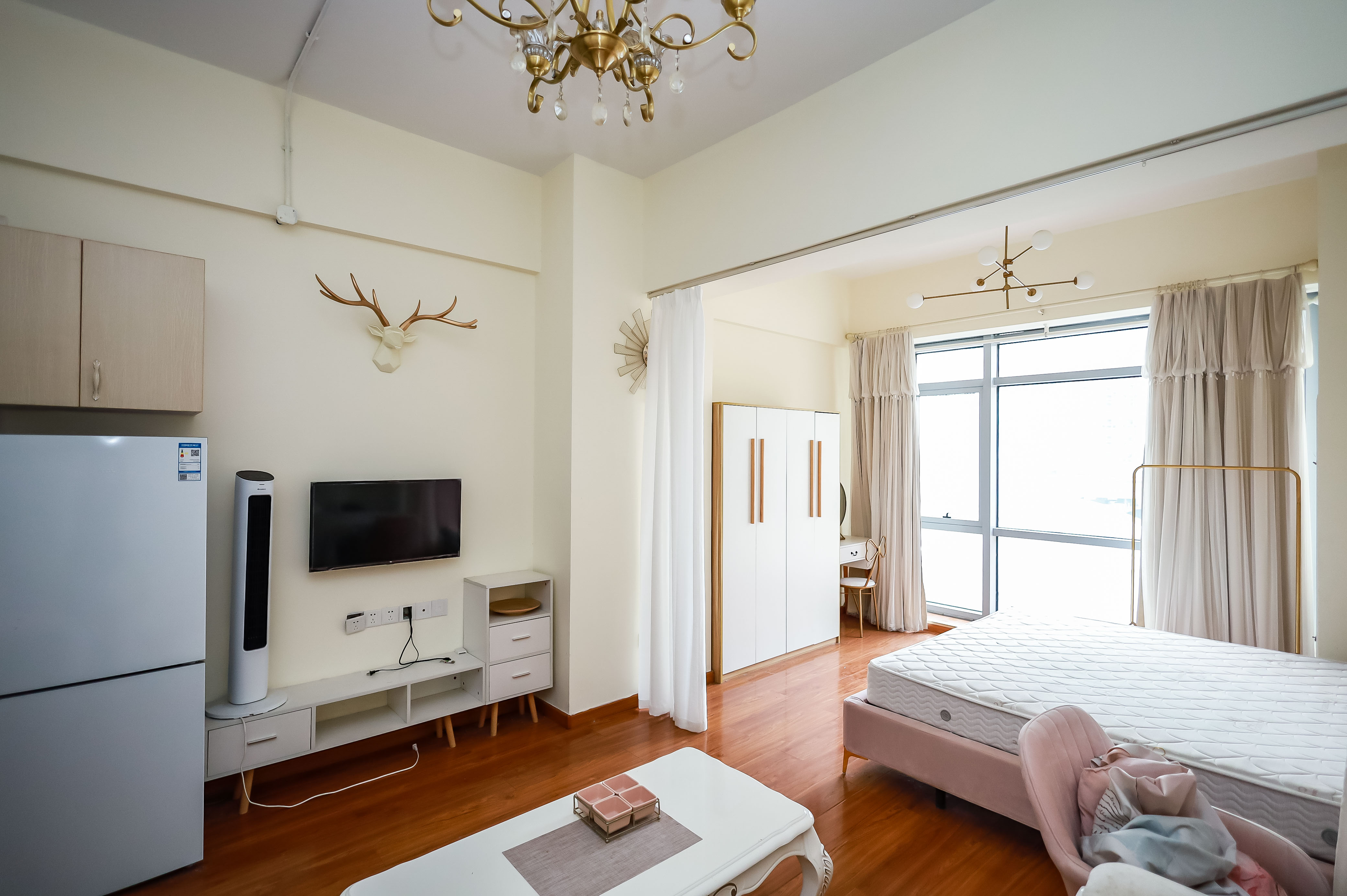 奥克斯缔壹城  1室1厅1卫    40.0万卧室