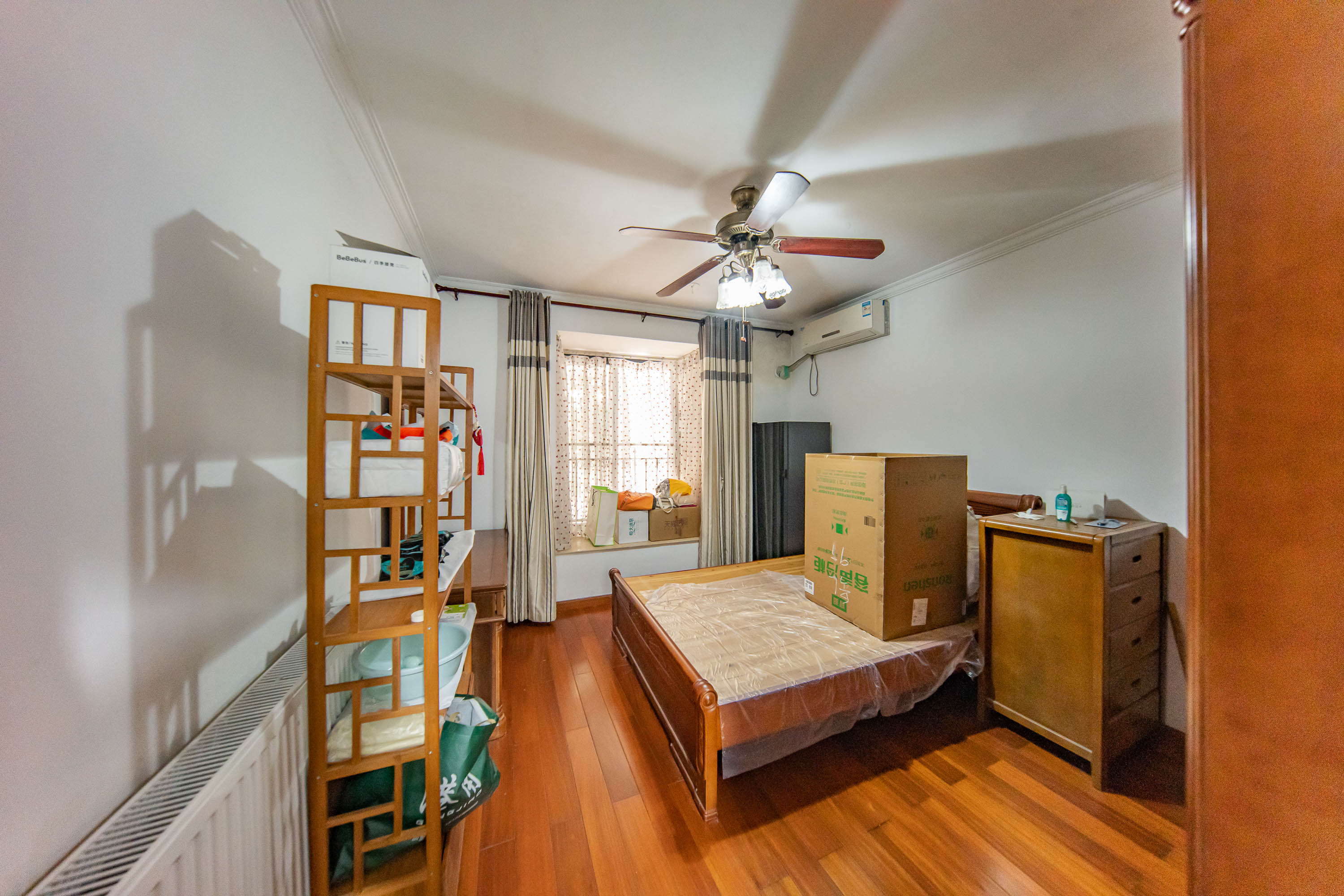 江山帝景雅典  4室2厅2卫    185.0万 江山帝景雅典  4室2厅2卫    185.0万卧室