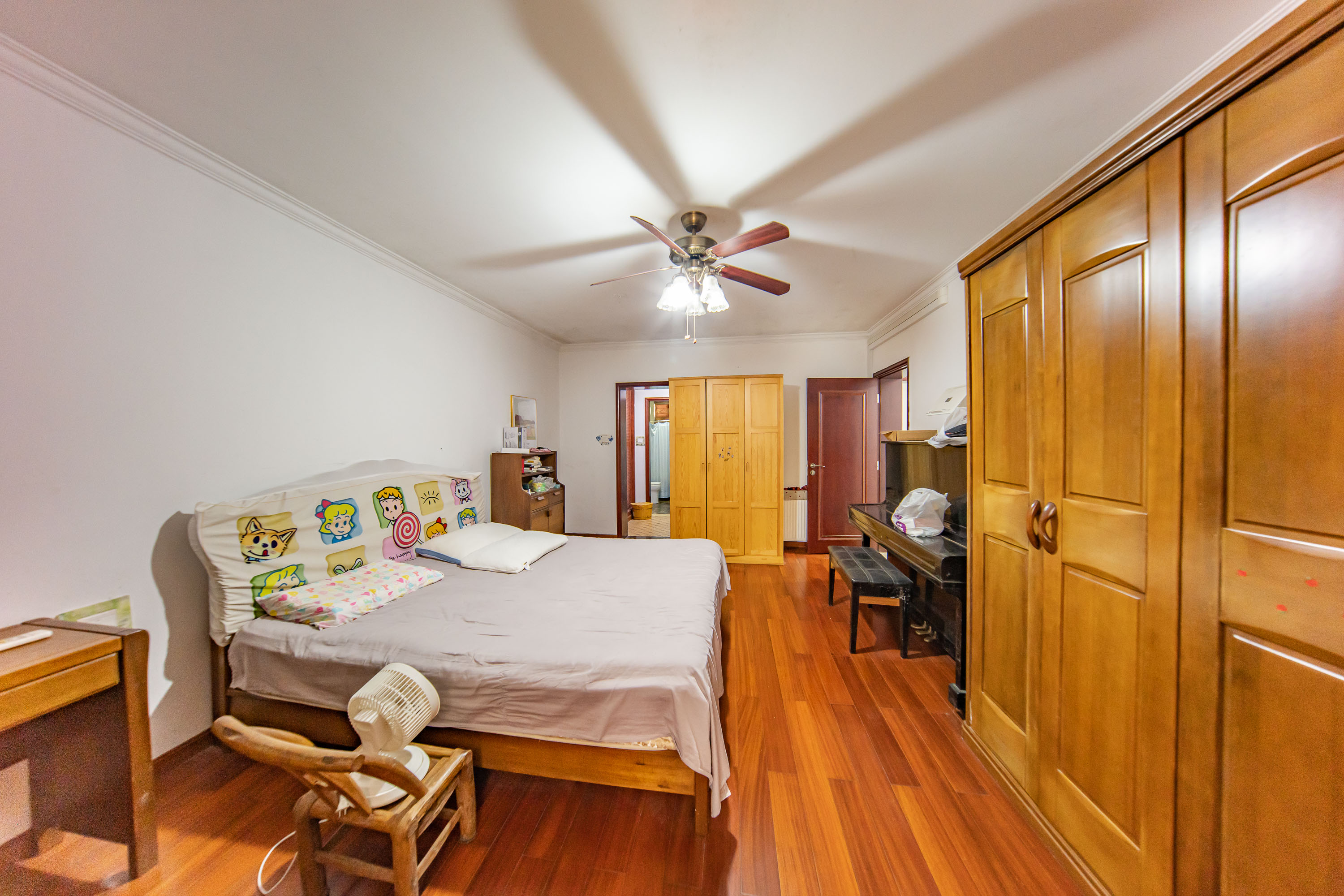 江山帝景雅典  4室2厅2卫    185.0万 江山帝景雅典  4室2厅2卫    185.0万卧室