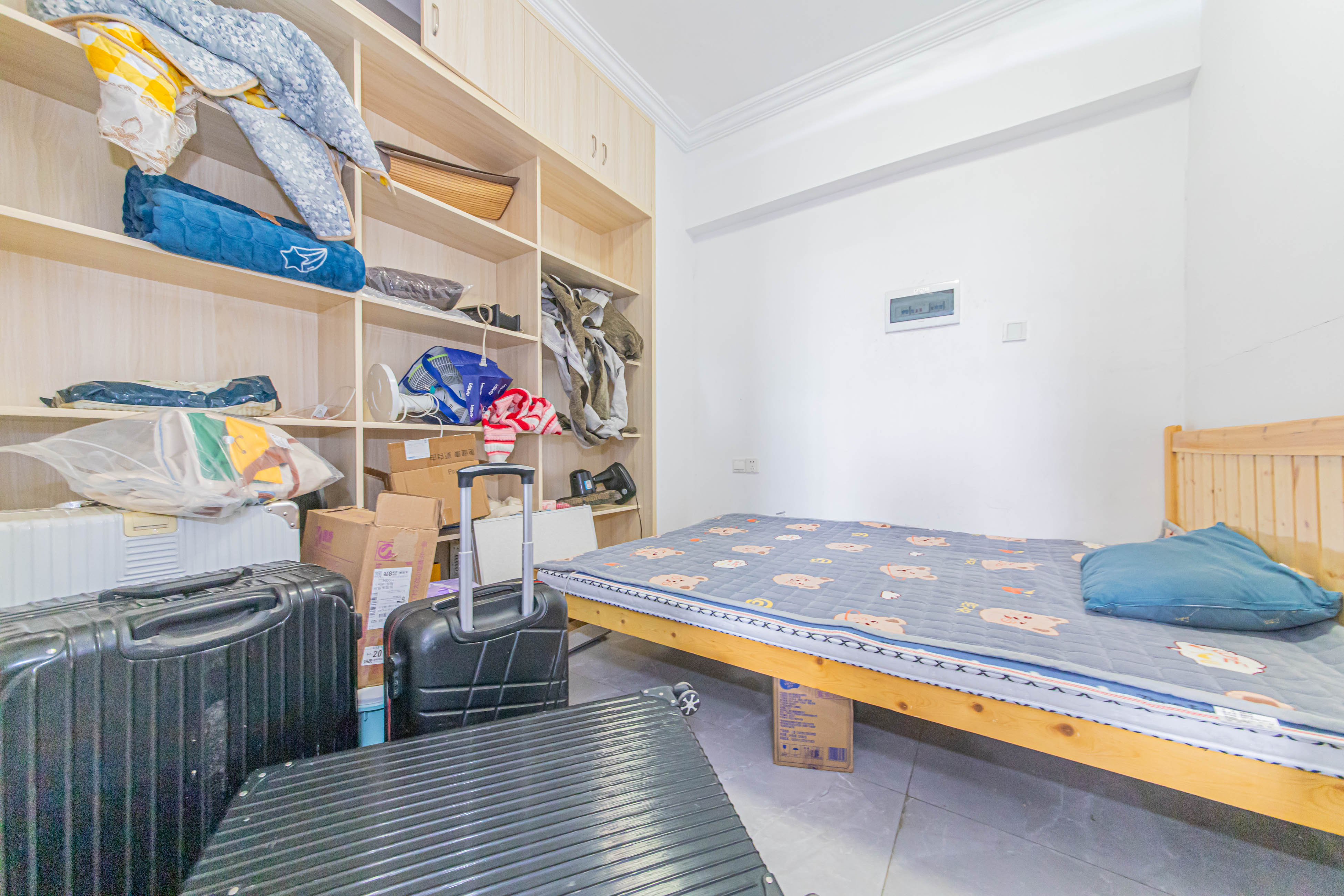 绿地公馆(绿地名邸) 2室1厅1卫 68.8万 绿地公馆(绿地名邸) 2室1厅1卫 68.8万卧室