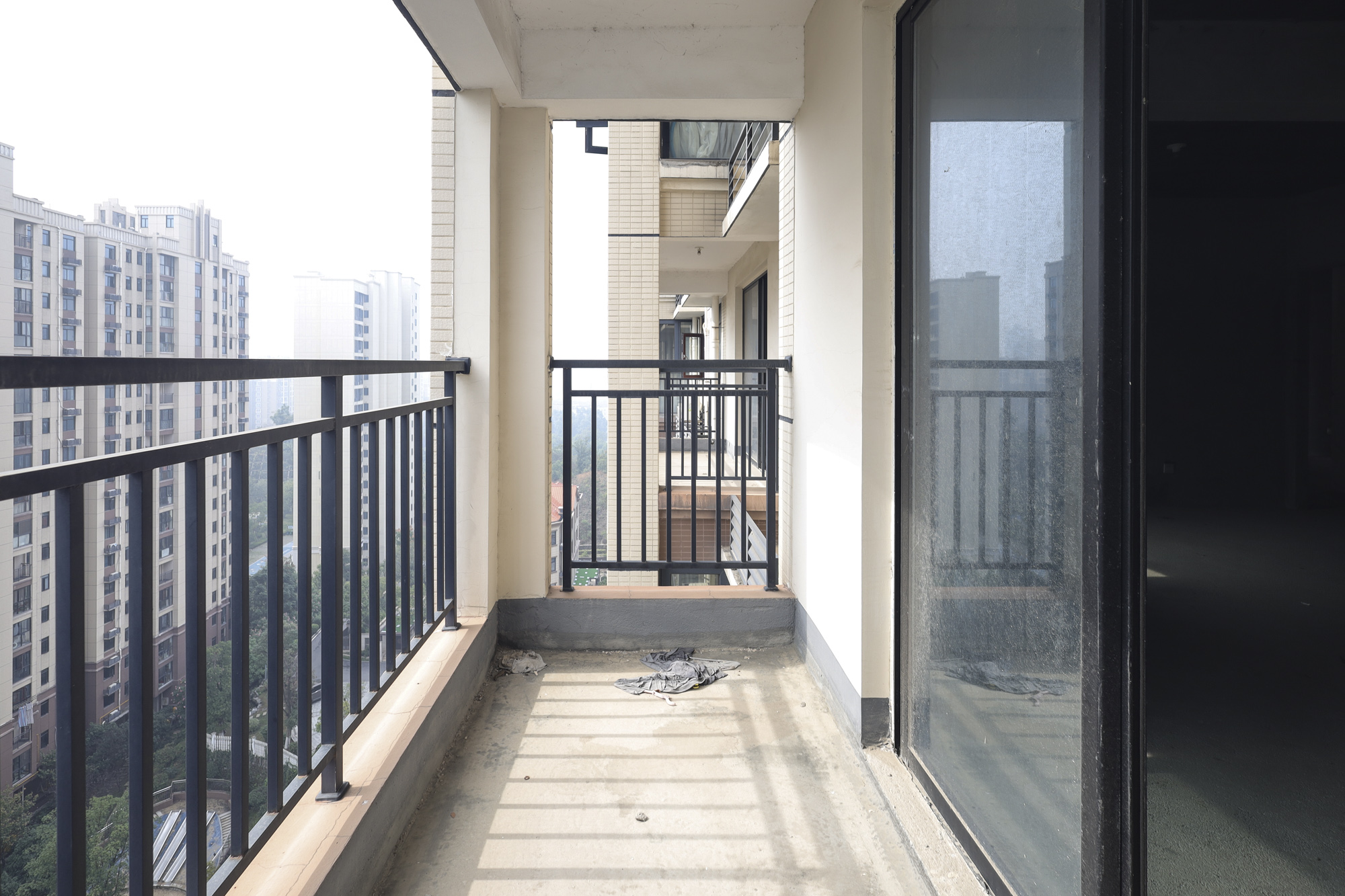幸福考拉789  4室2厅2卫   124.50万阳台