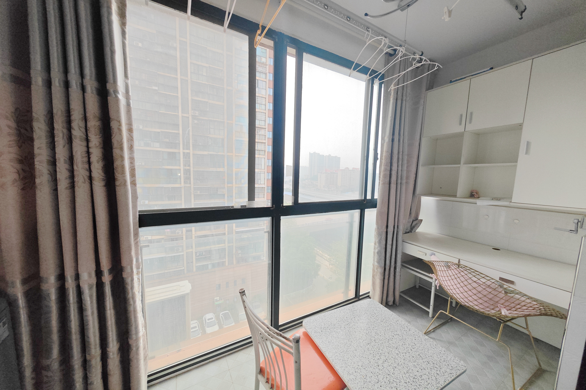 尊邸华庭  1室1厅1卫    38.0万 尊邸华庭  1室1厅1卫    38.0万阳台