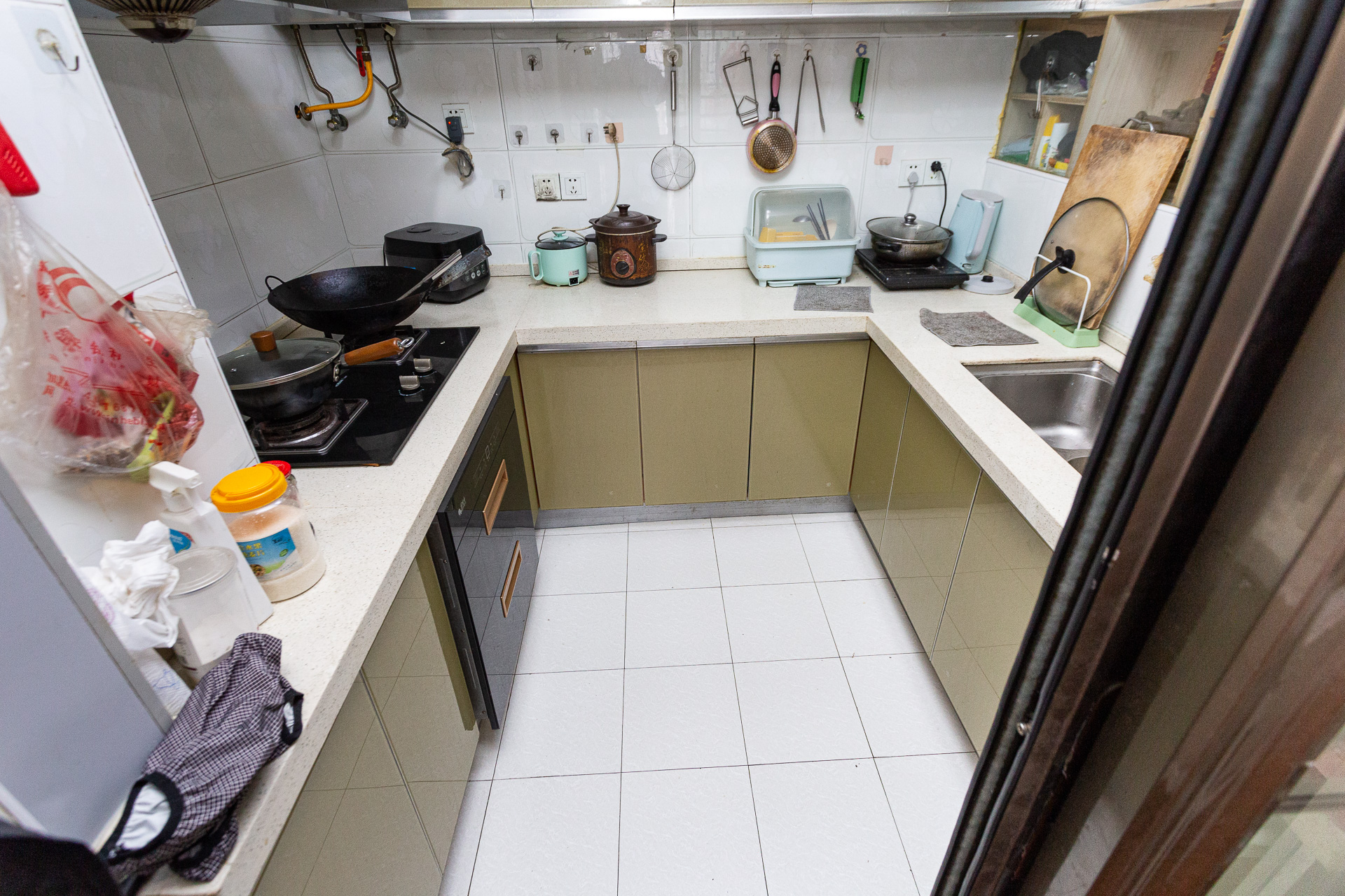 勤诚达新界  3室2厅1卫    85.0万 勤诚达新界  3室2厅1卫    85.0万厨房