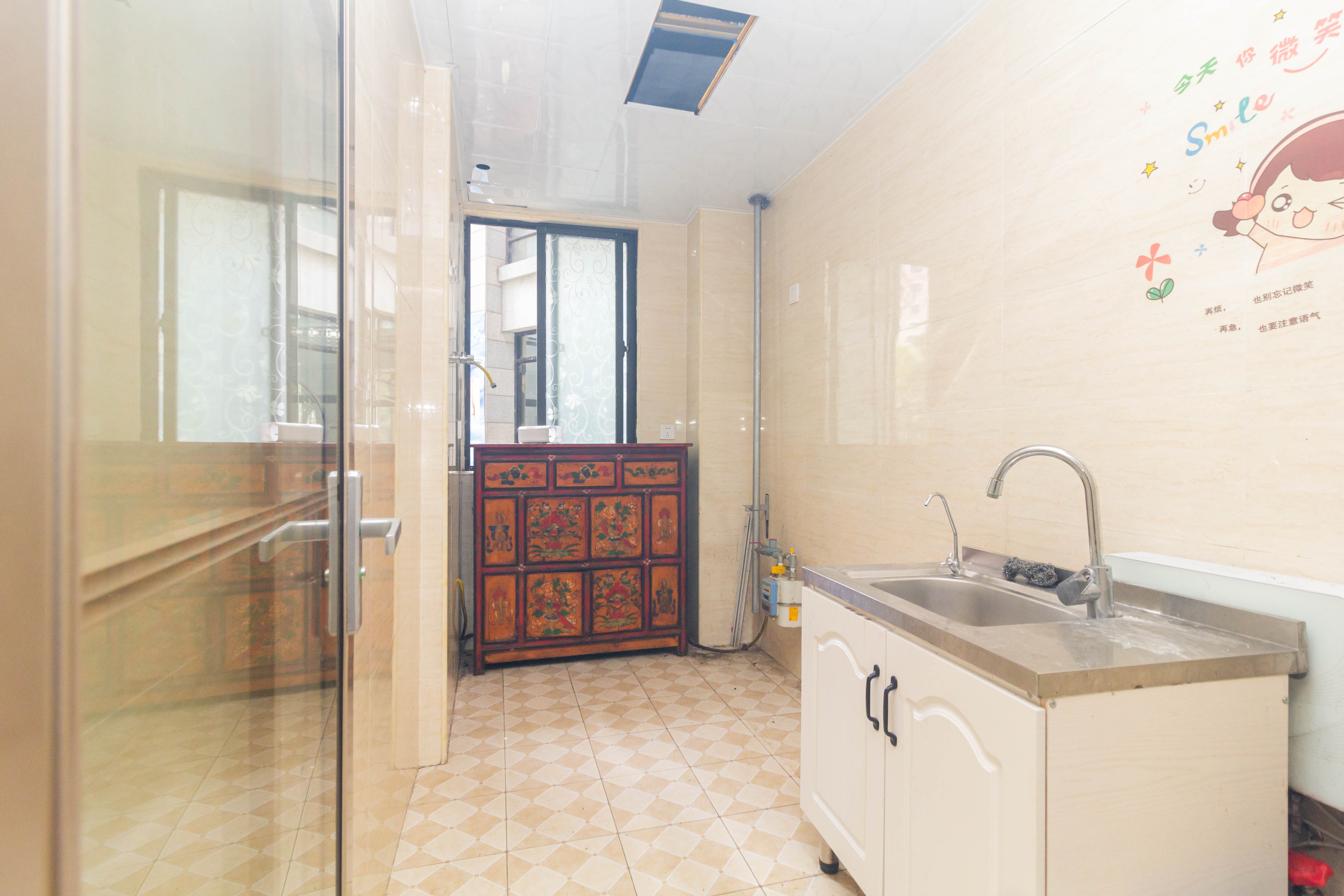 康桥长郡  4室2厅2卫    88.9万 康桥长郡  4室2厅2卫    88.9万厨房