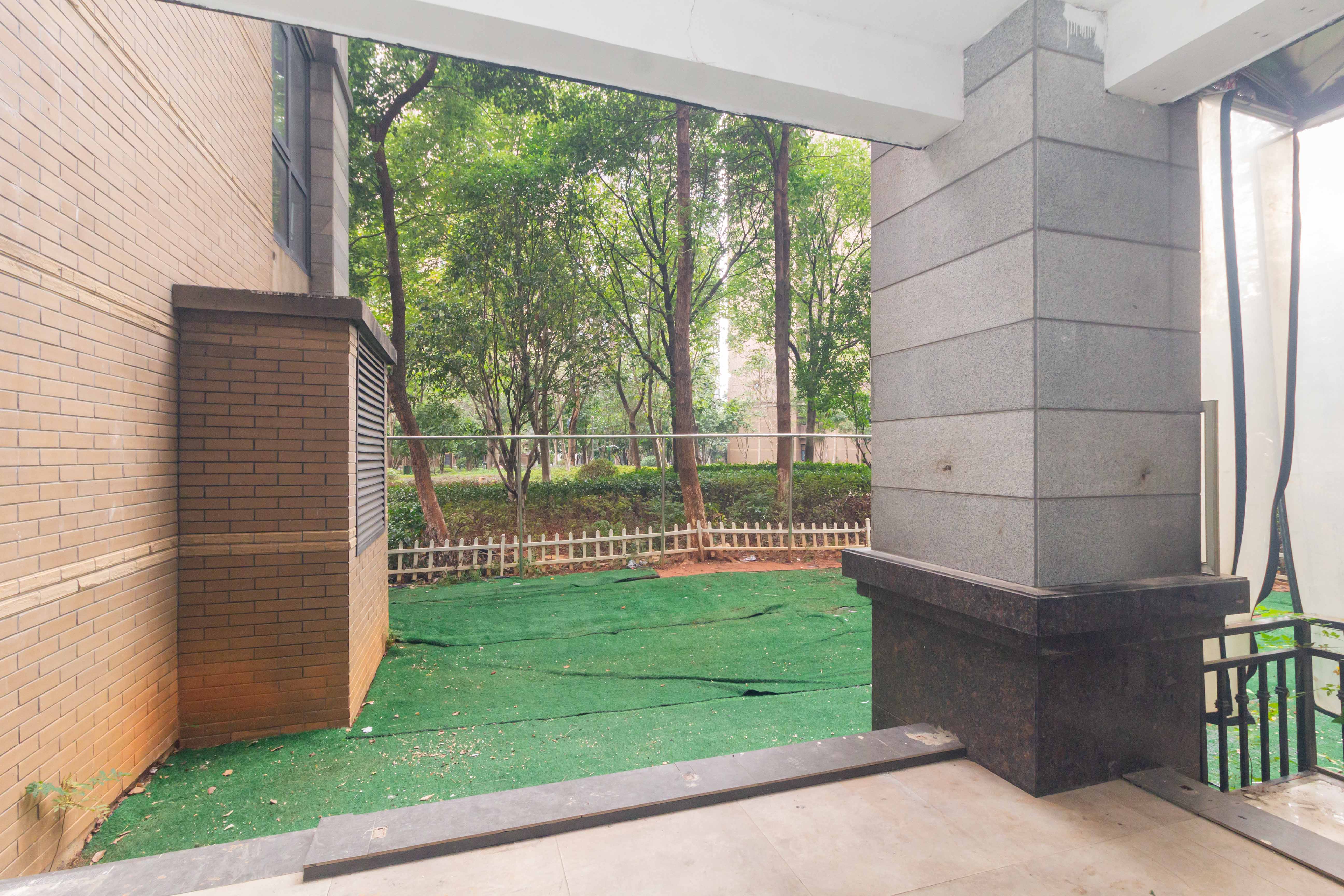 康桥长郡  4室2厅2卫    88.9万 康桥长郡  4室2厅2卫    88.9万卧室