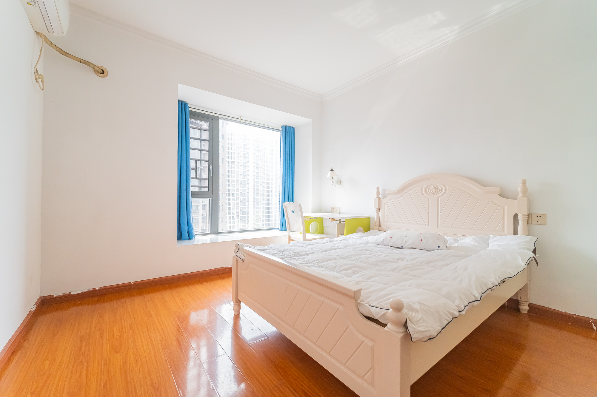 松雅湖壹号 4室2厅2卫 108.8万 松雅湖壹号 4室2厅2卫 108.8万卧室