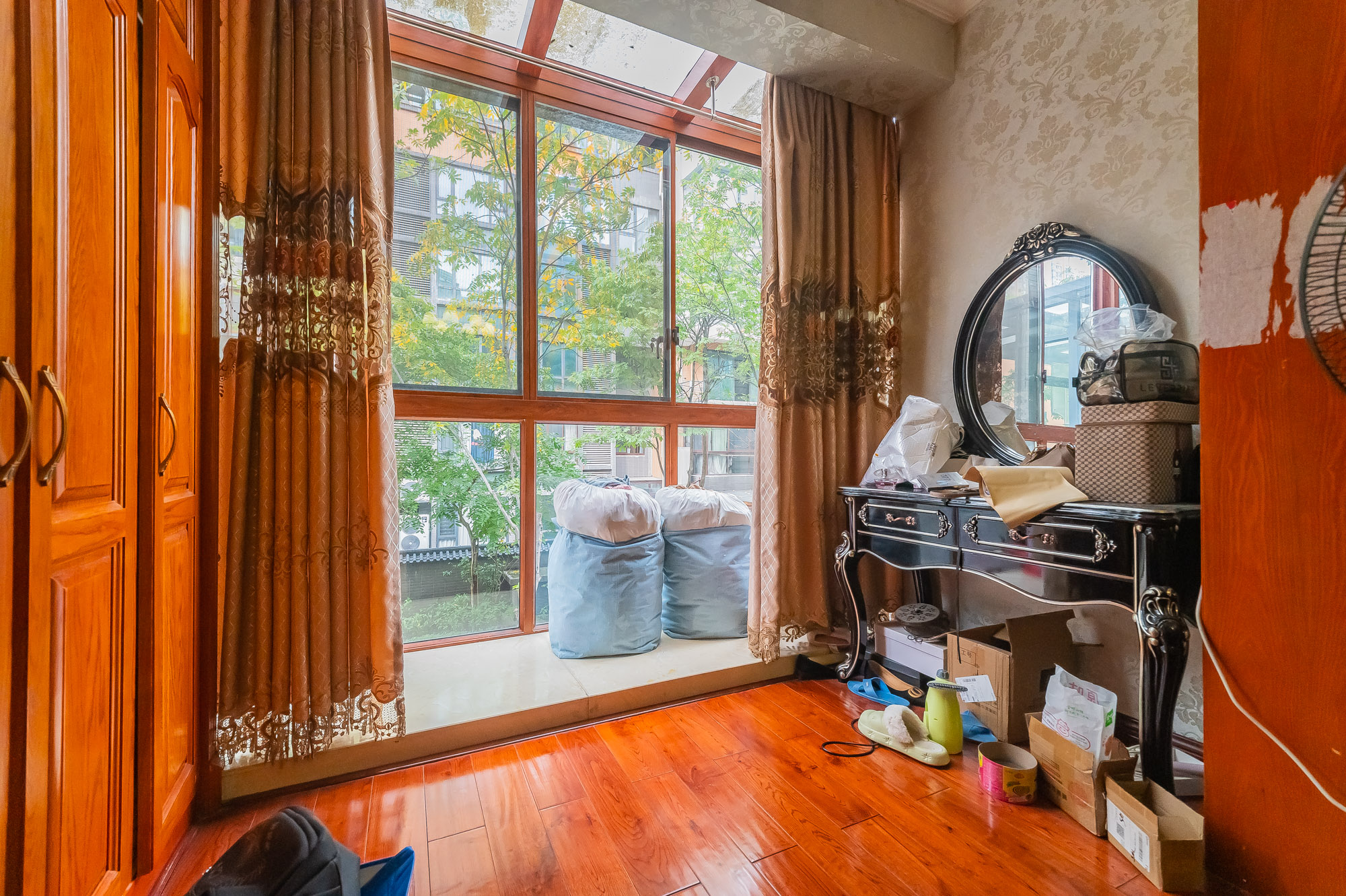 海伦春天 6室3厅3卫 208.0万 海伦春天 6室3厅3卫 208.0万其他