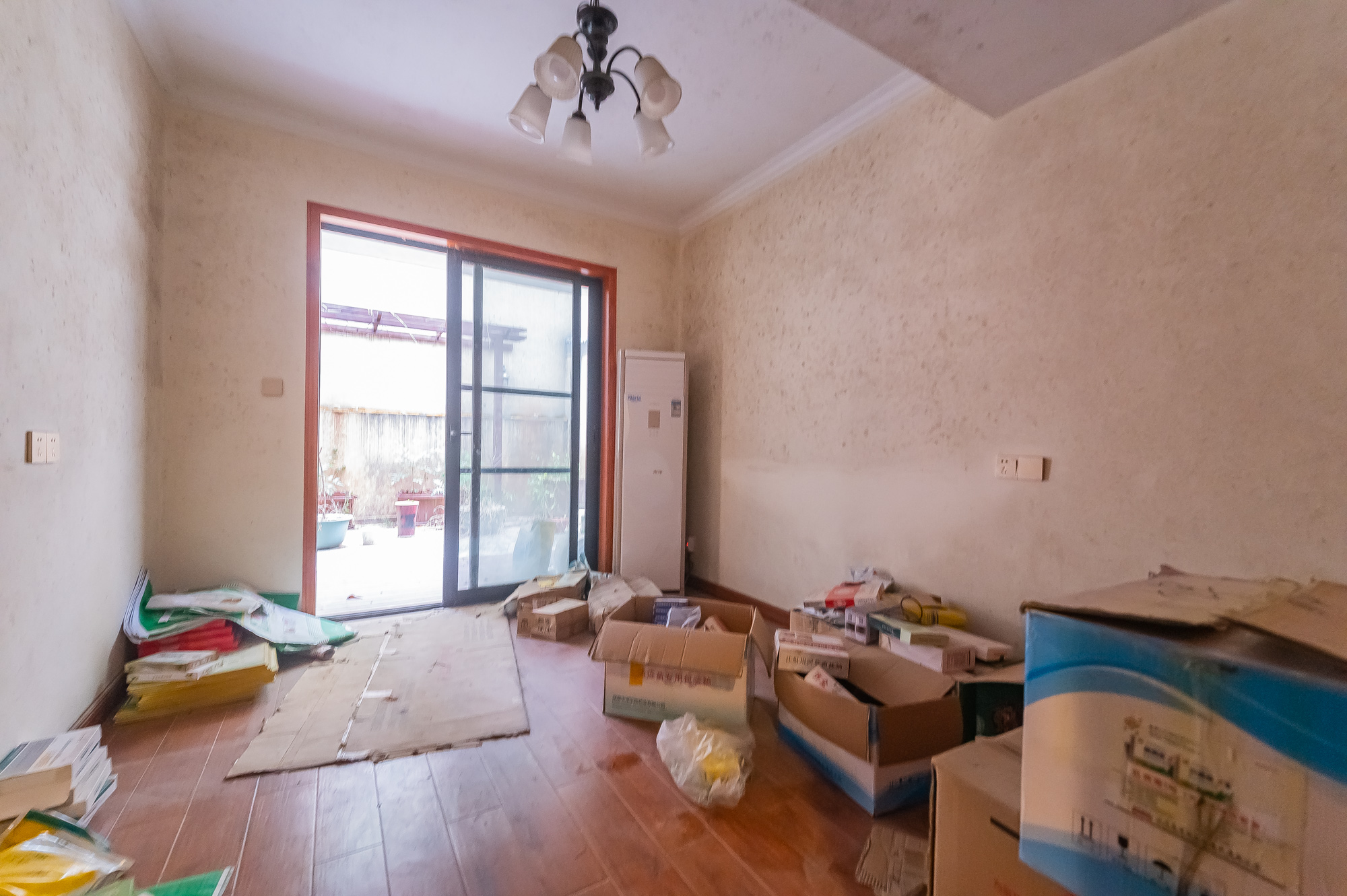 海伦春天 6室3厅3卫 208.0万 海伦春天 6室3厅3卫 208.0万其他