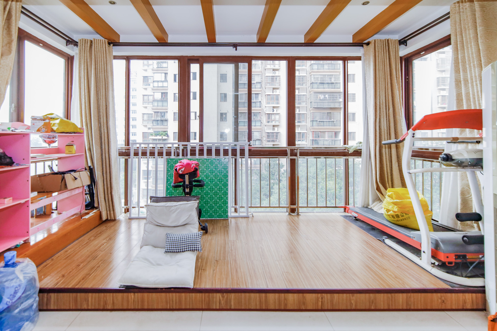 鑫天山水洲城 3室2厅2卫 100.0万 鑫天山水洲城 3室2厅2卫 100.0万阳台