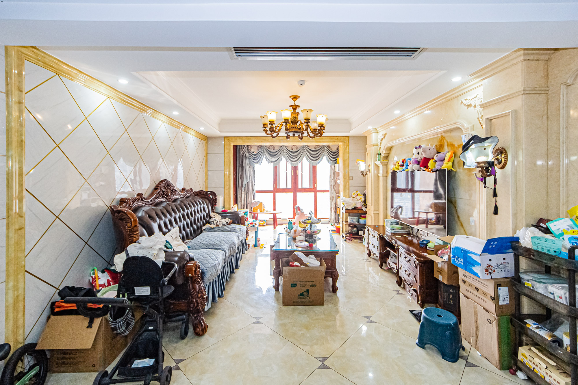 北辰三角洲E6区  1室0厅0卫    210.0万 北辰三角洲E6区  1室0厅0卫    210.0万客厅