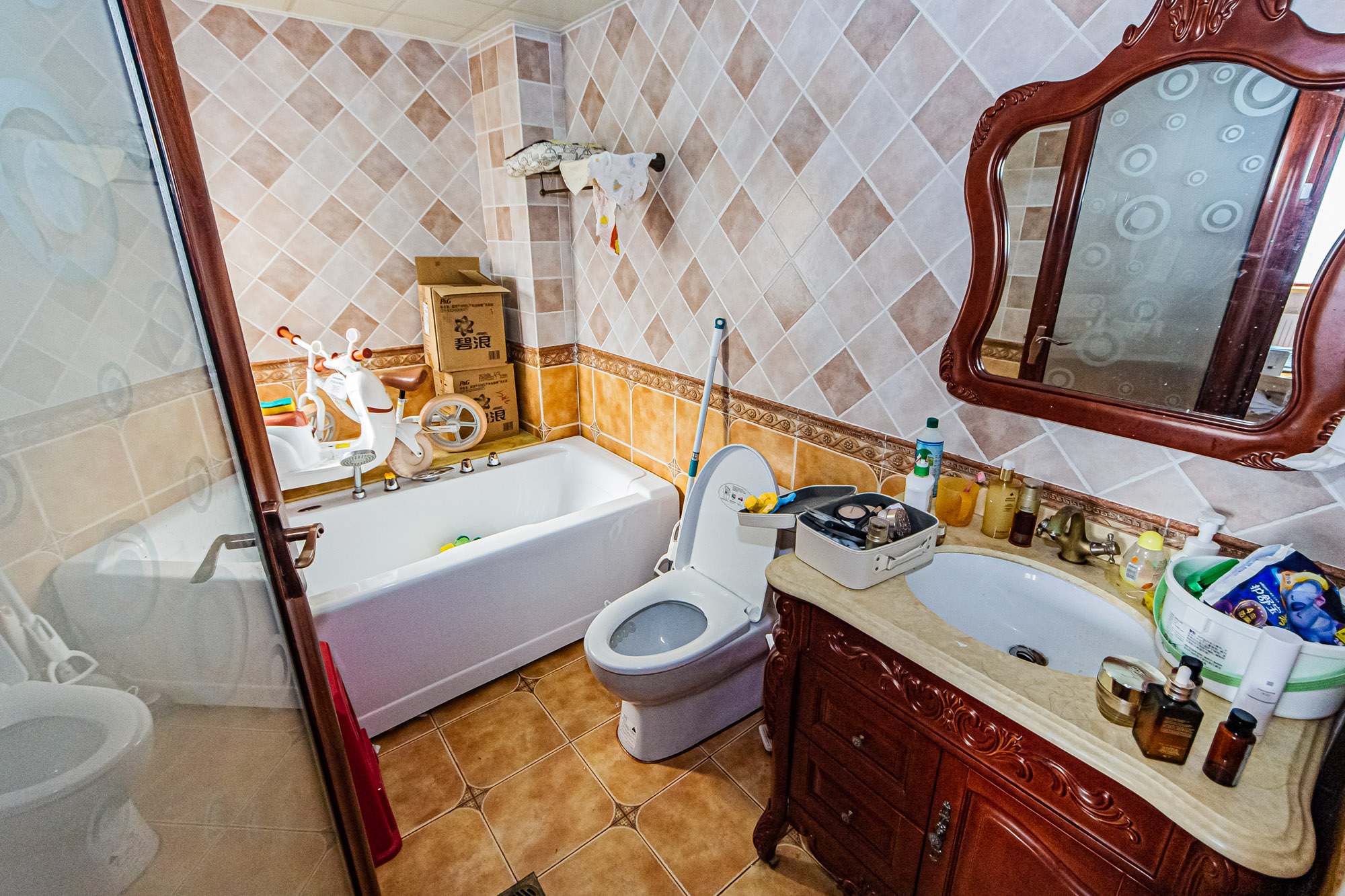 北辰三角洲E6区  1室0厅0卫    210.0万 北辰三角洲E6区  1室0厅0卫    210.0万卫生间