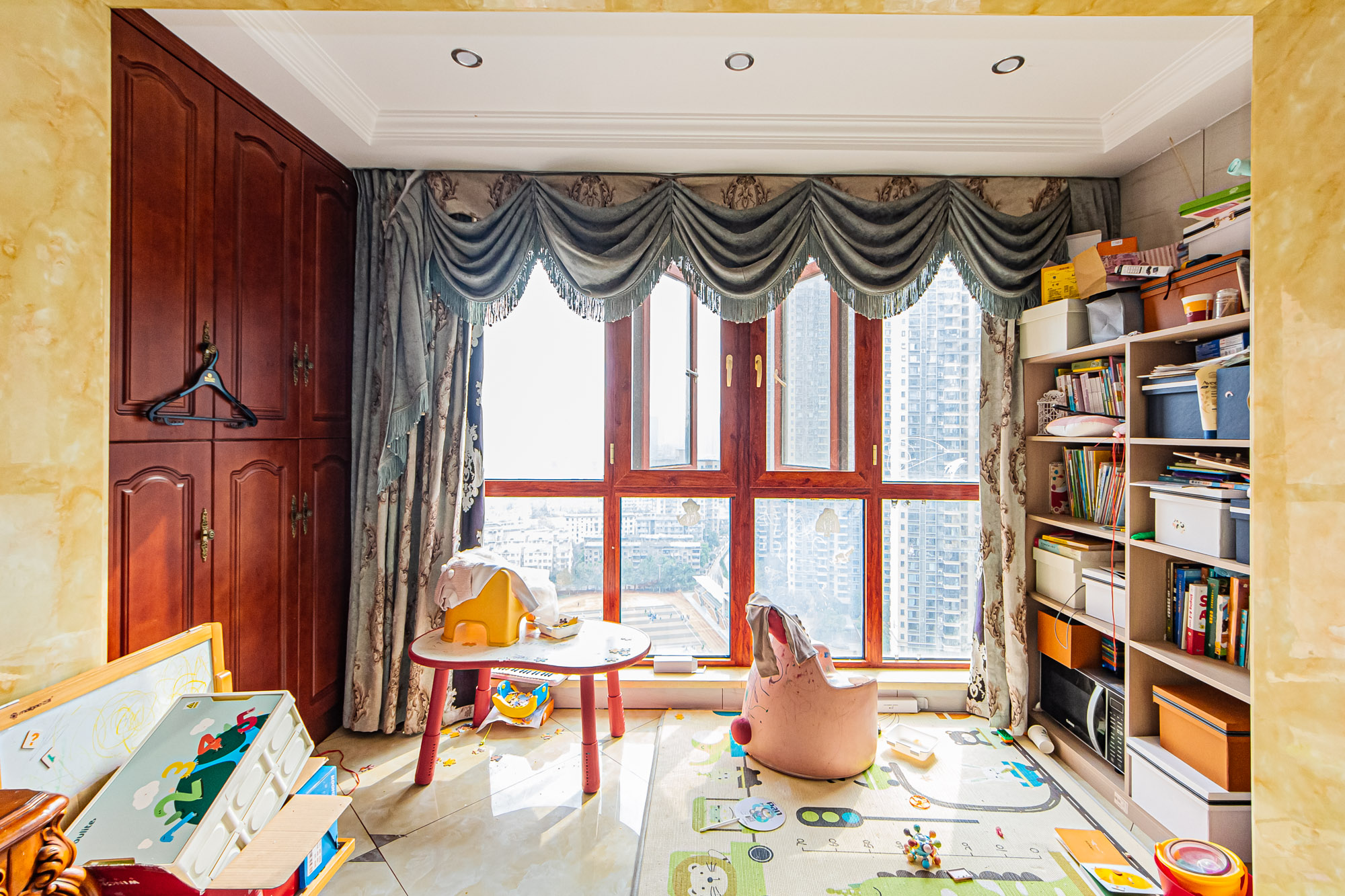 北辰三角洲E6区  1室0厅0卫    210.0万 北辰三角洲E6区  1室0厅0卫    210.0万阳台