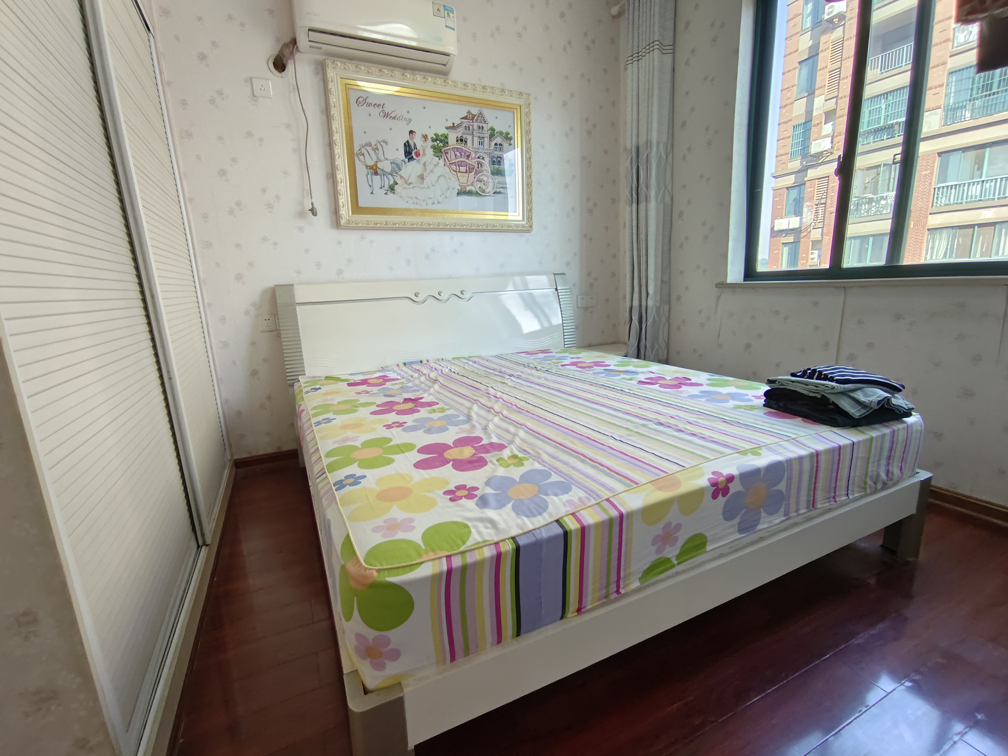 尚格名城花好悦园4期 4室2厅2卫 68.80万 尚格名城花好悦园4期 4室2厅2卫 68.80万室内图