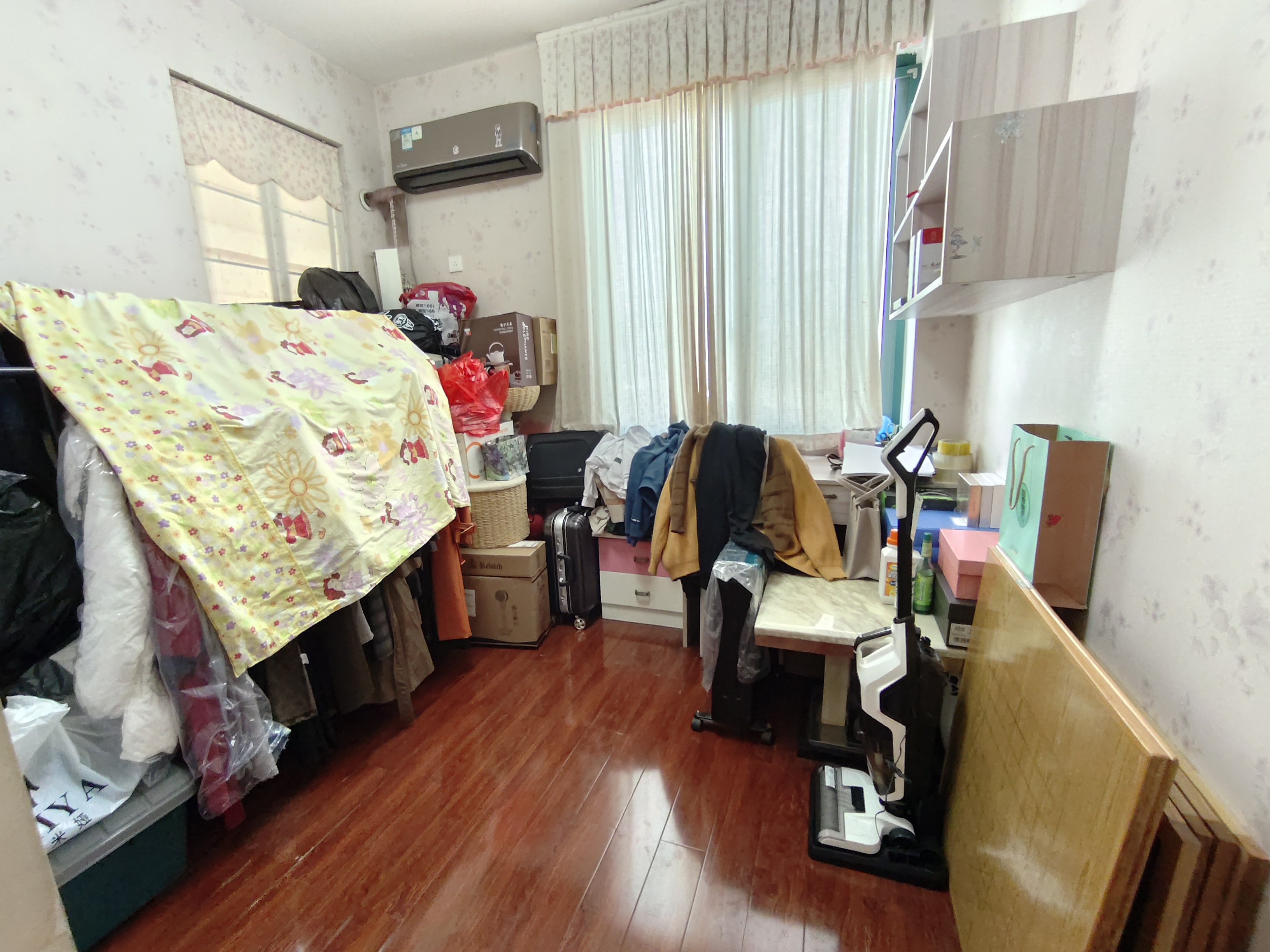 尚格名城花好悦园4期 4室2厅2卫 68.80万 尚格名城花好悦园4期 4室2厅2卫 68.80万室内图