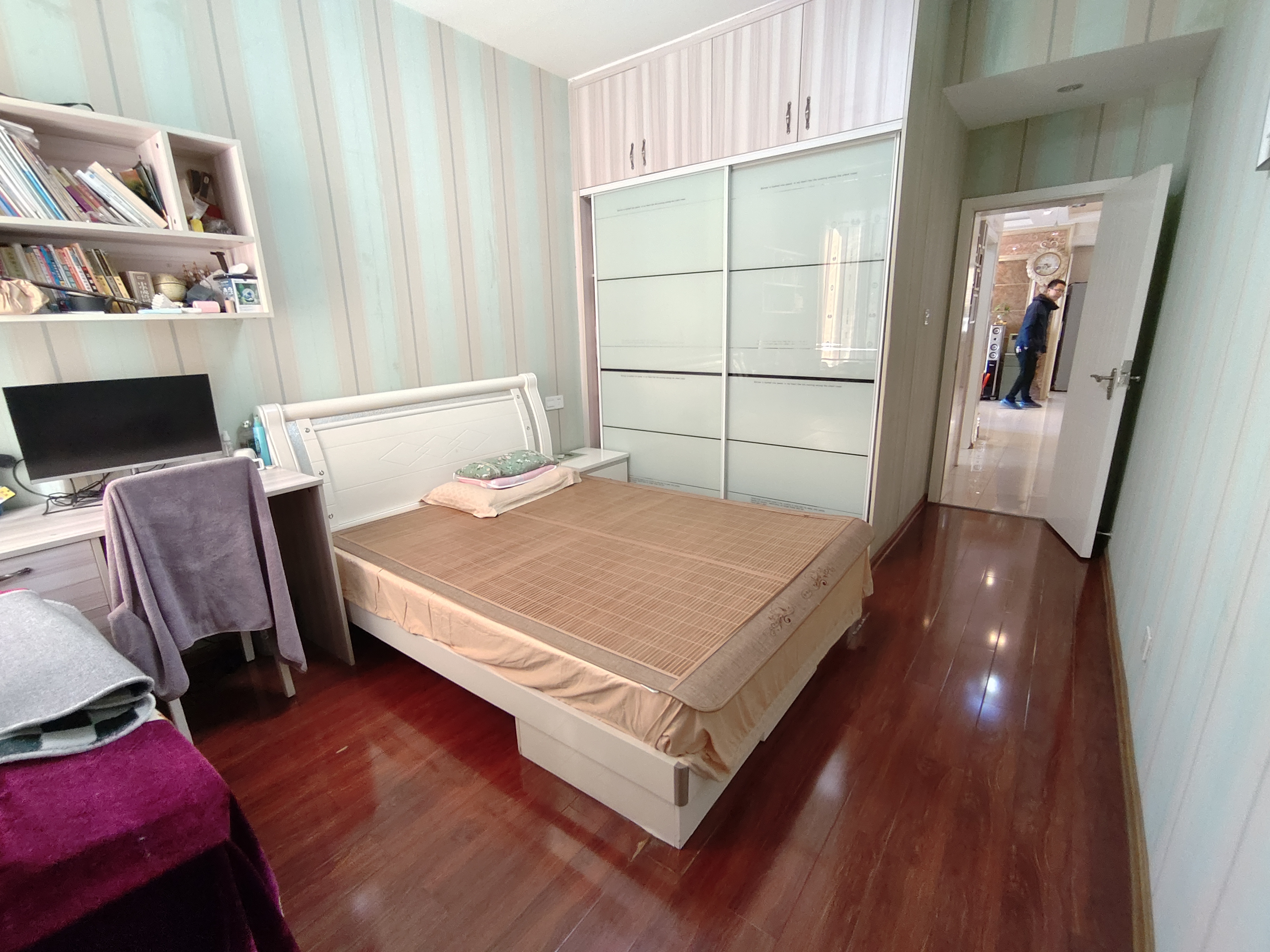 尚格名城花好悦园4期 4室2厅2卫 68.80万 尚格名城花好悦园4期 4室2厅2卫 68.80万室内图