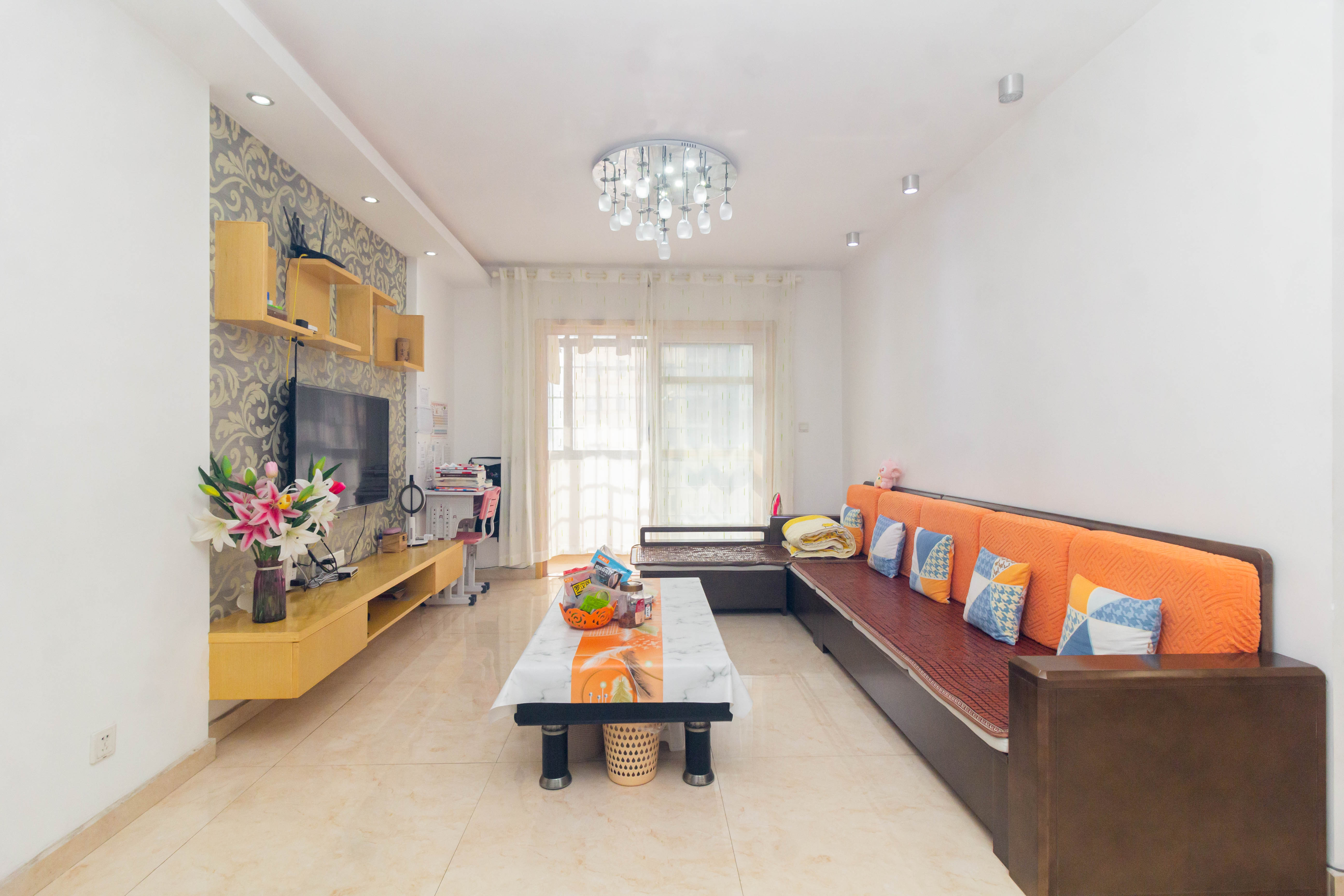 中国铁建国际城一期  3室2厅2卫    79.8万 中国铁建国际城一期  3室2厅2卫    79.8万