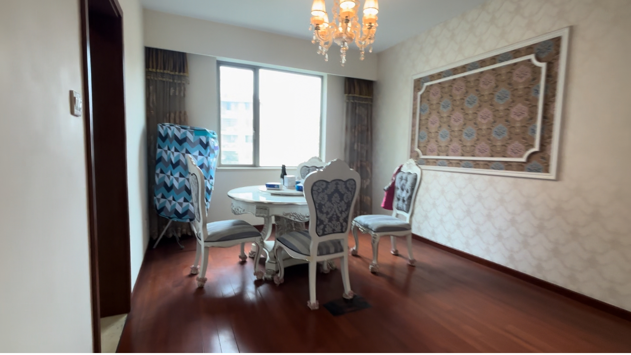 晋合湘水湾一期  3室2厅1卫    96.0万 晋合湘水湾一期  3室2厅1卫    96.0万室内图