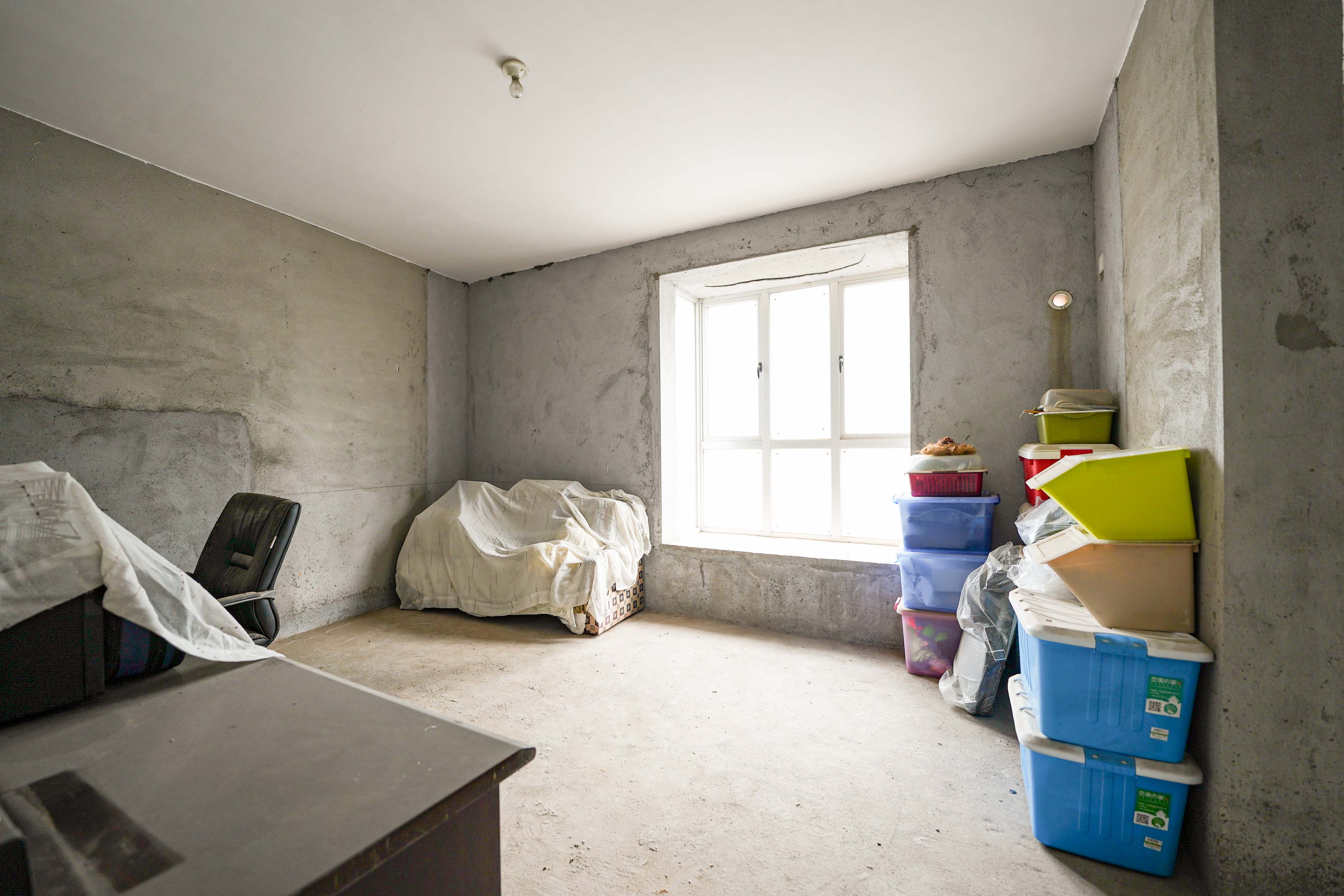 德泽苑 4室2厅2卫 94.0万 德泽苑 4室2厅2卫 94.0万卧室