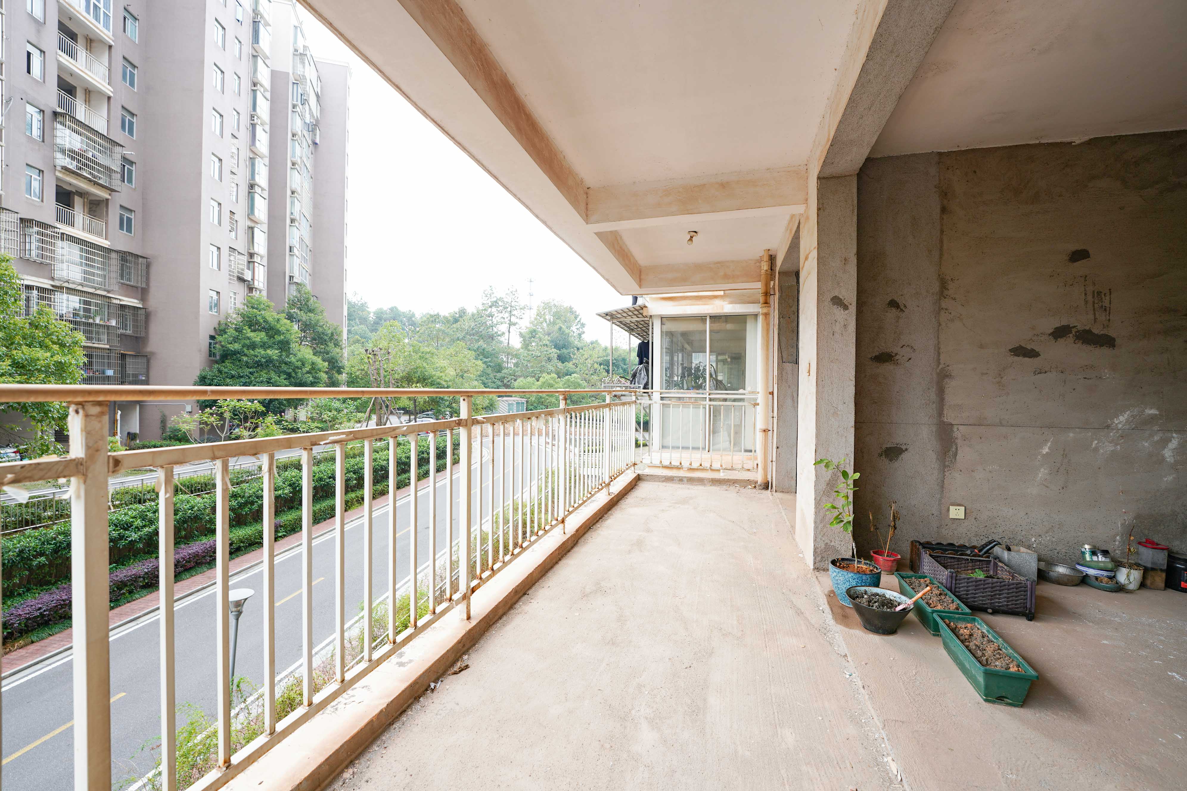 德泽苑 4室2厅2卫 94.0万 德泽苑 4室2厅2卫 94.0万其他