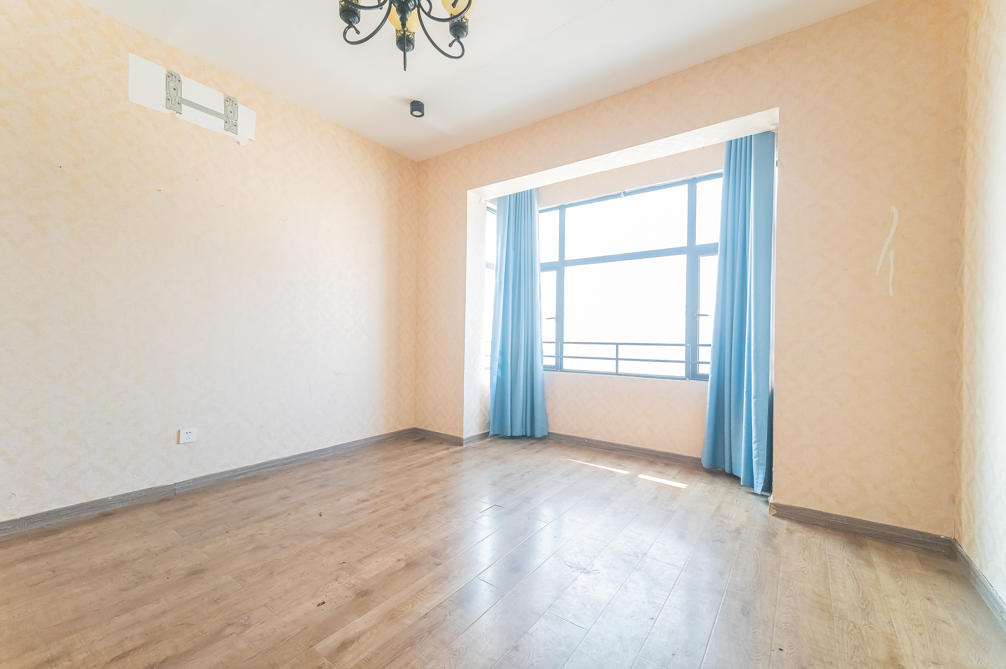 尚城 2室2厅1卫 48.5万 尚城 2室2厅1卫 48.5万其他