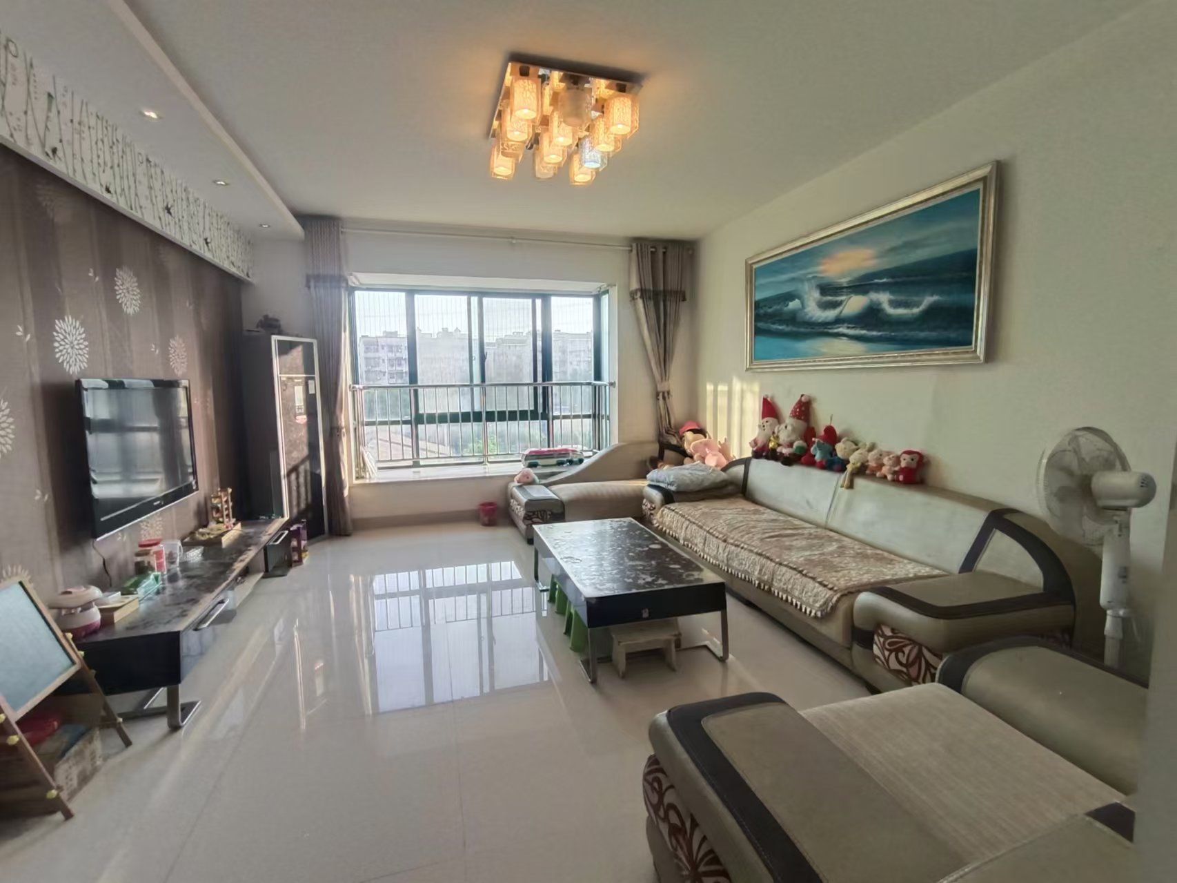 新城首座  3室2厅2卫    69.8万 新城首座  3室2厅2卫    69.8万室内图