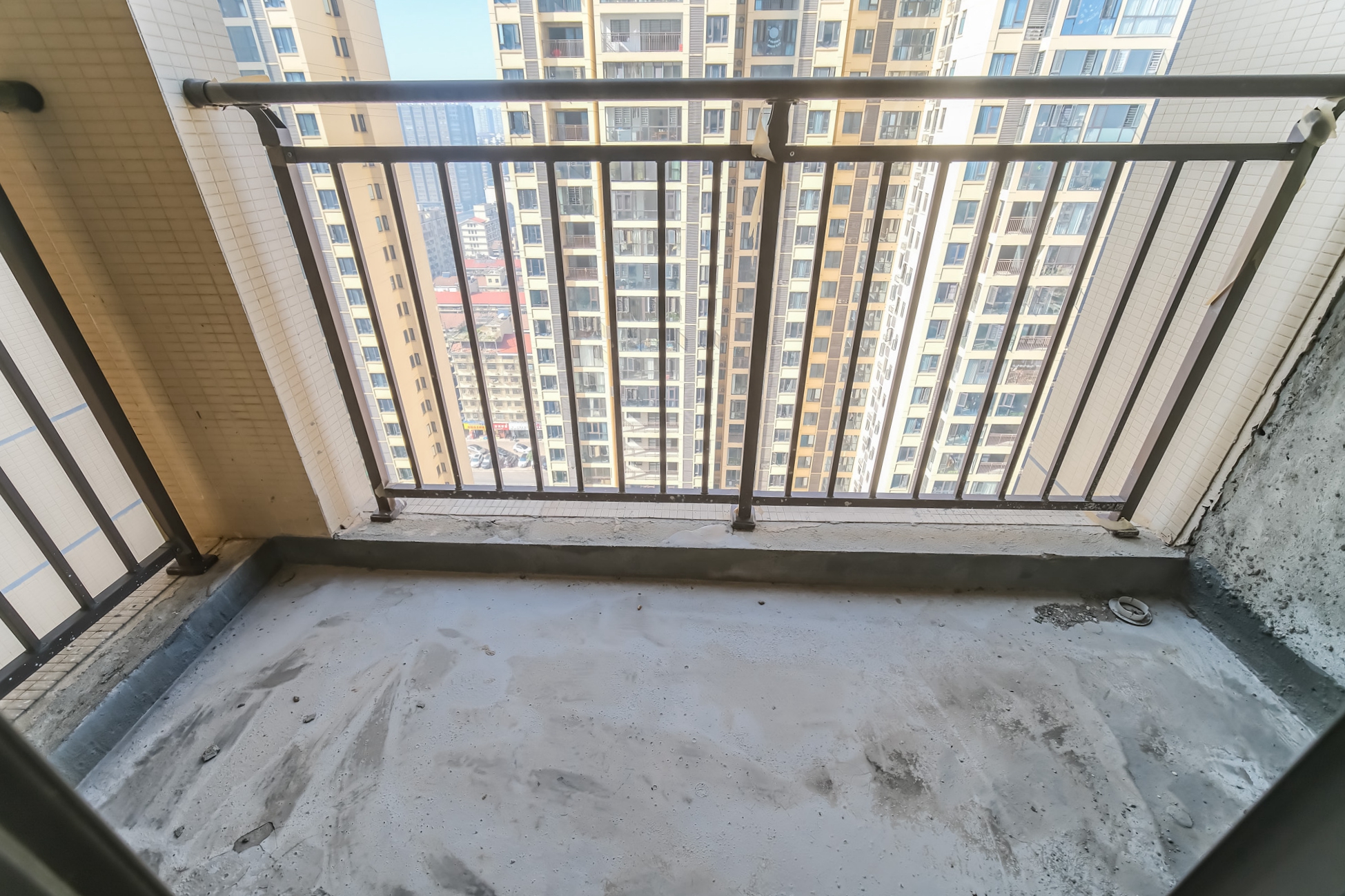 星雅美辰 3室2厅2卫 85.0万 星雅美辰 3室2厅2卫 85.0万阳台