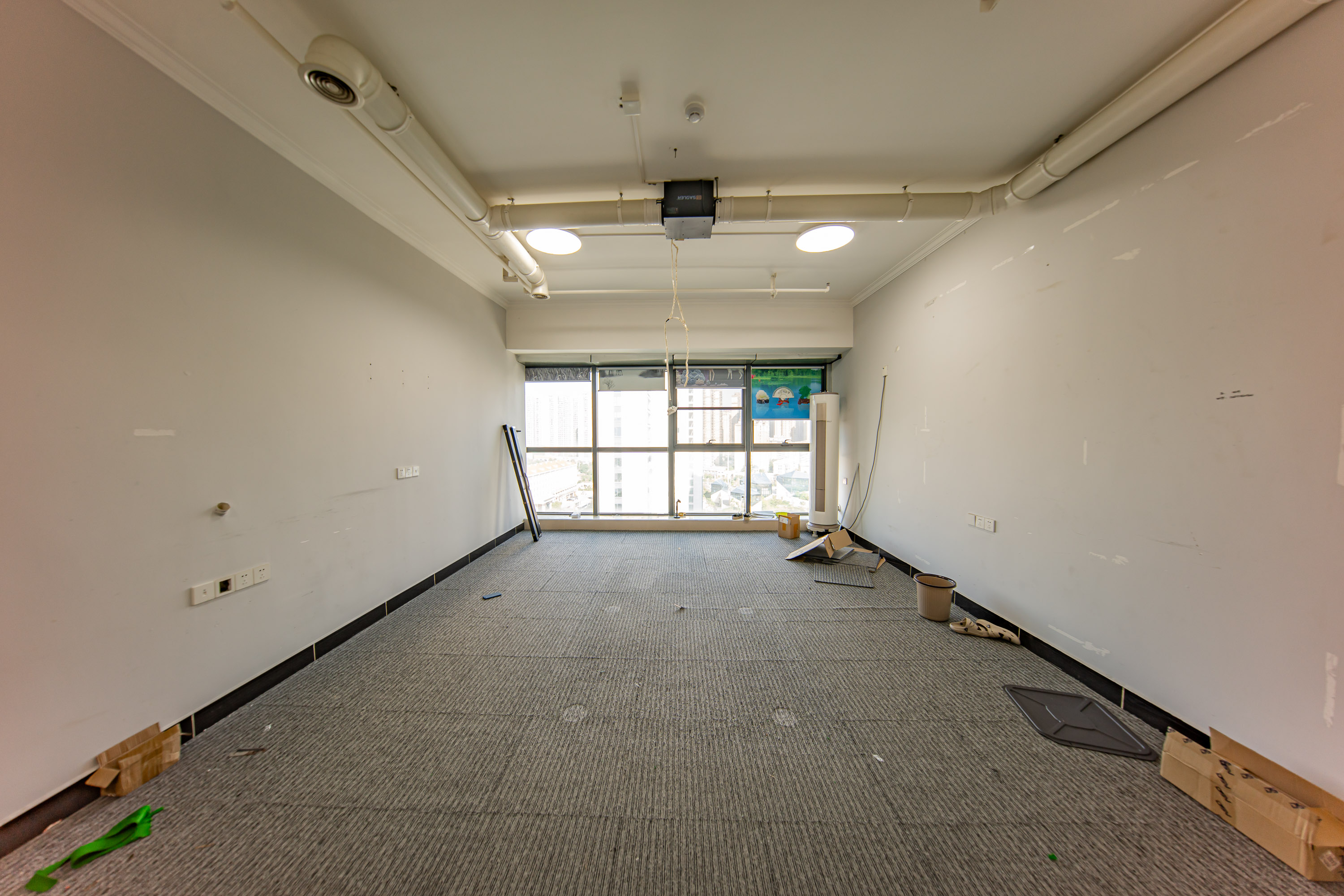 洋湖时代  1室1厅1卫    26.0万其他