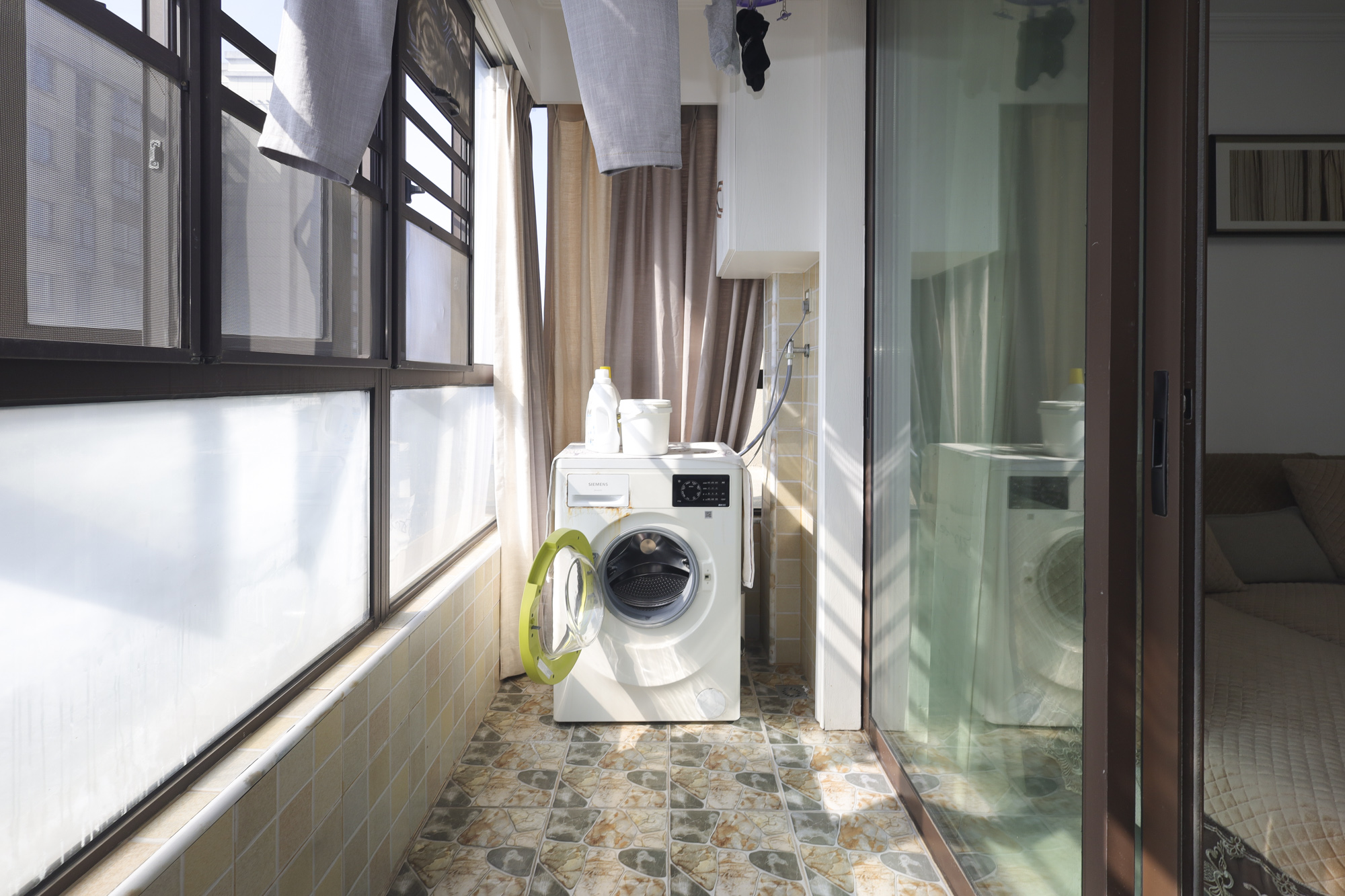 山语城三期 3室2厅1卫 63.0万 山语城三期 3室2厅1卫 63.0万阳台