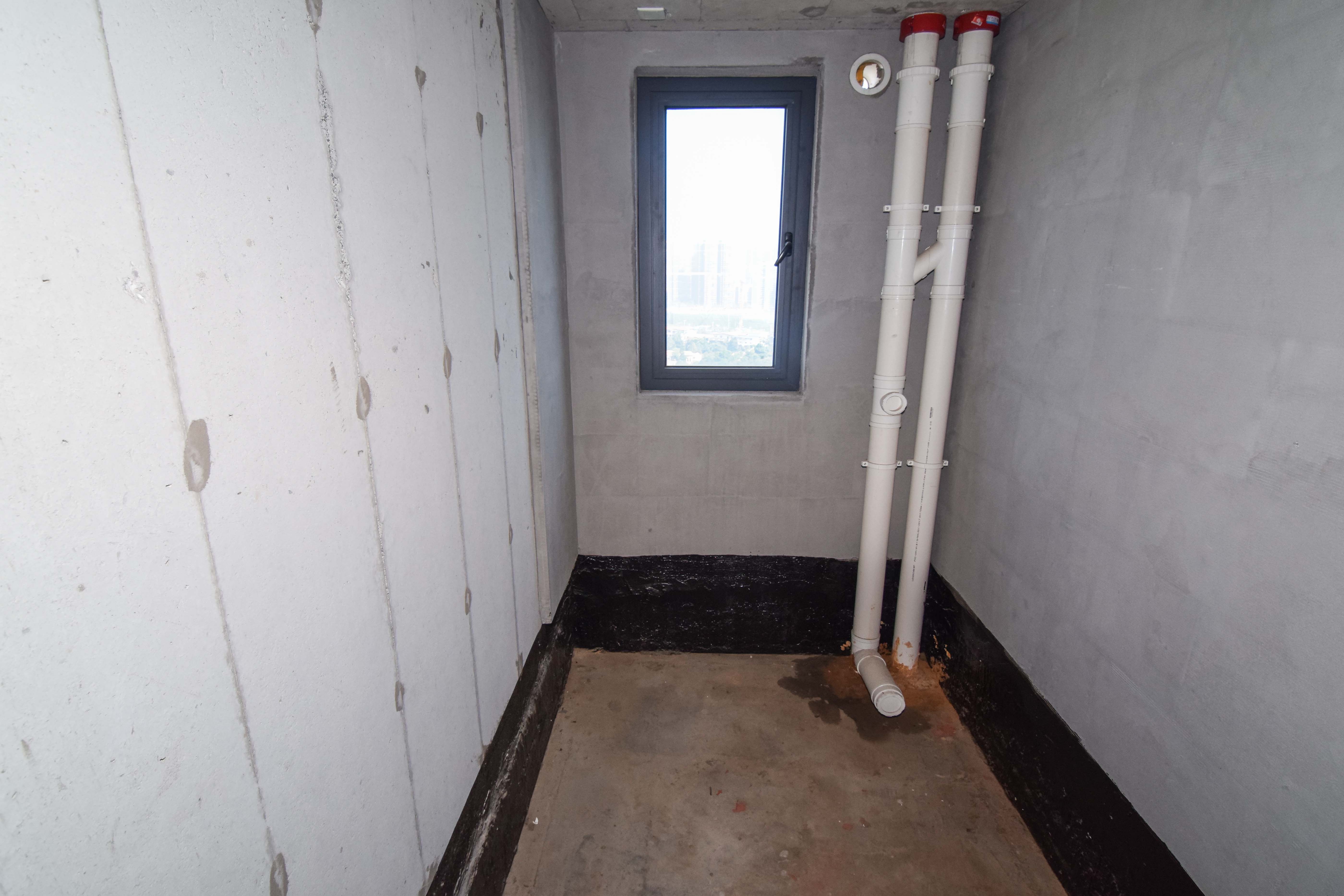 中粮鸿云 4室2厅2卫 95.0万 中粮鸿云 4室2厅2卫 95.0万卫生间