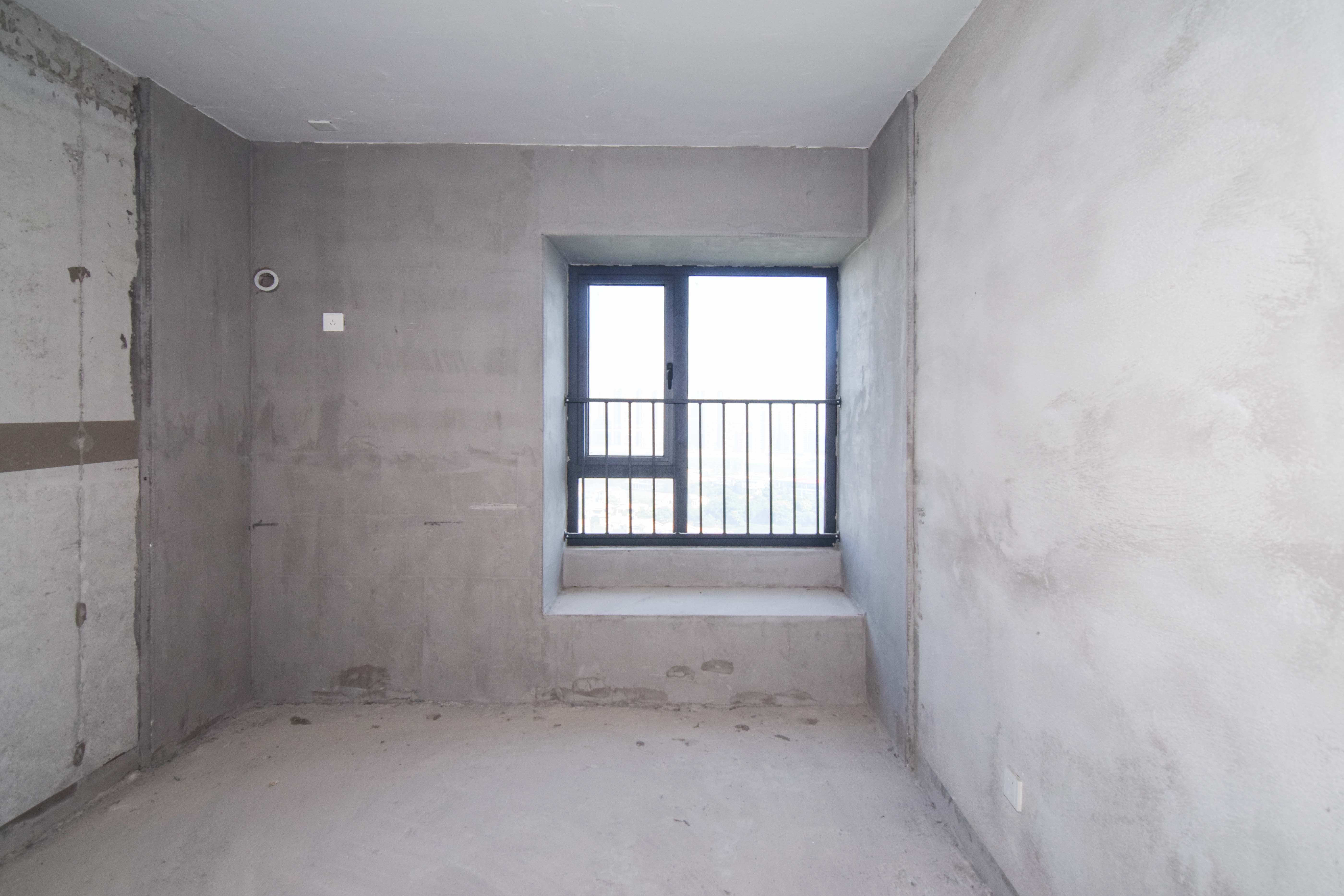 中粮鸿云 4室2厅2卫 95.0万 中粮鸿云 4室2厅2卫 95.0万卧室