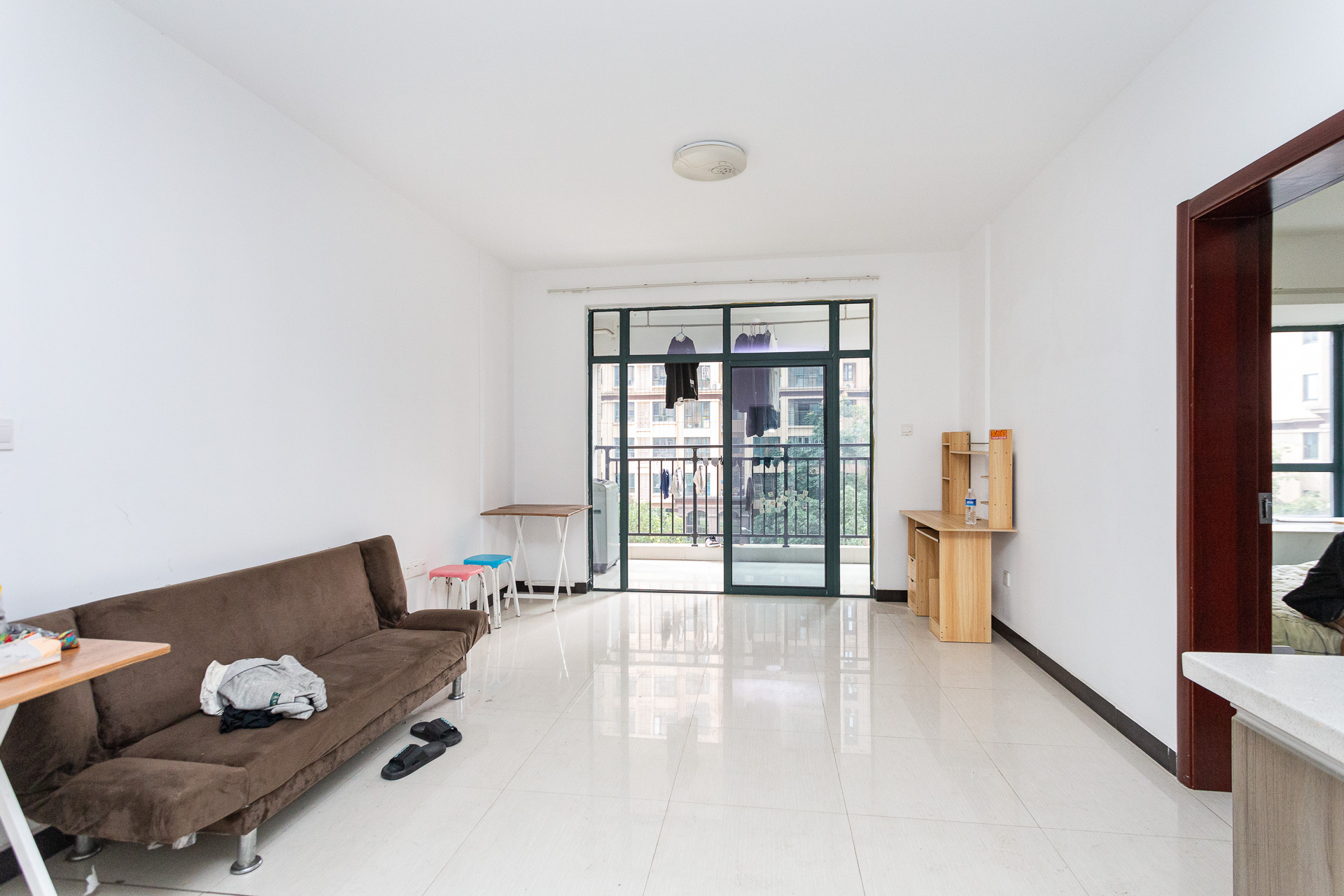 金湘苑(星澜之悦)  3室2厅2卫    69.0万 金湘苑(星澜之悦)  3室2厅2卫    69.0万客厅