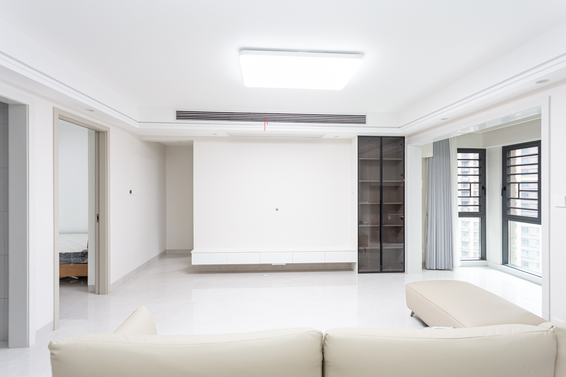 时代倾城三期  4室2厅2卫    122.0万 时代倾城三期  4室2厅2卫    122.0万客厅