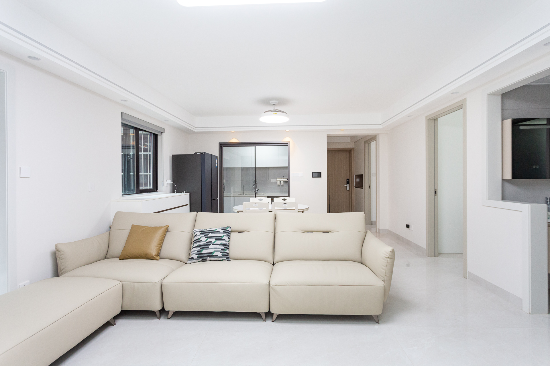 时代倾城三期  4室2厅2卫    122.0万 时代倾城三期  4室2厅2卫    122.0万其他