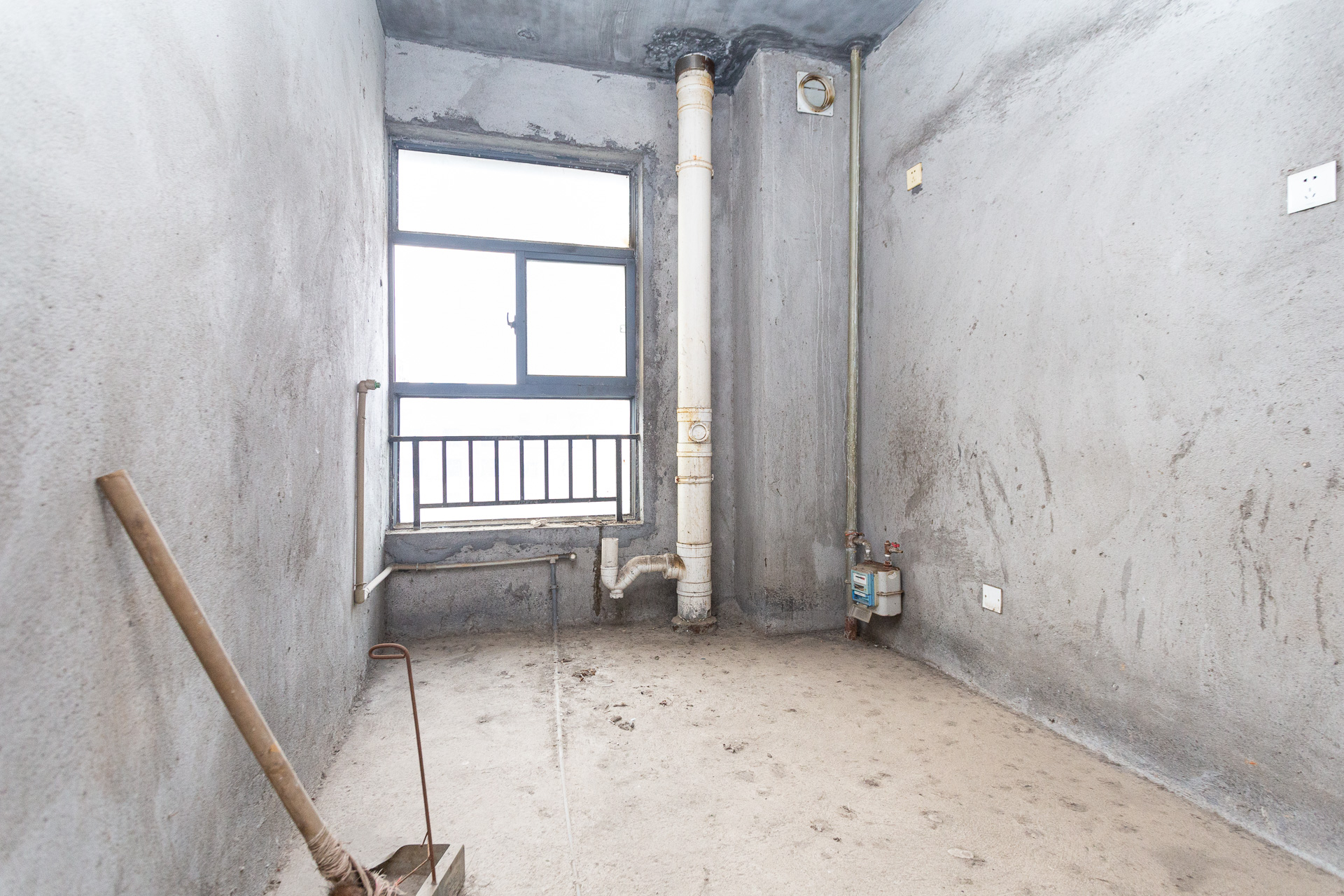 勤诚达新界 5室2厅2卫 120.0万 勤诚达新界 5室2厅2卫 120.0万厨房