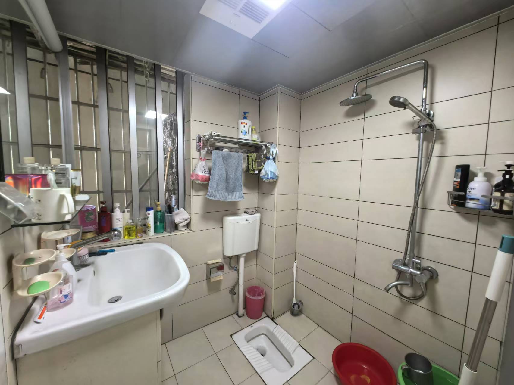 裕景龙苑  3室2厅2卫    45.0万 裕景龙苑  3室2厅2卫    45.0万室内图