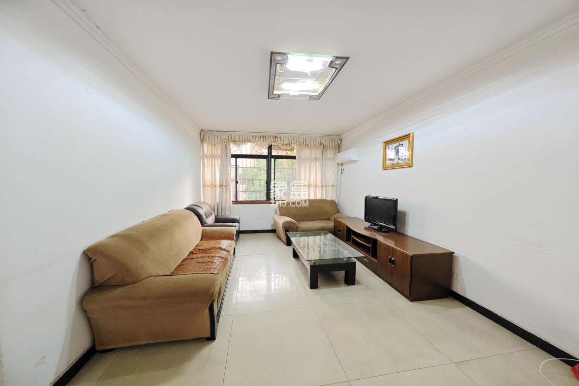 长鑫美树园 2室2厅1卫 64.8万 长鑫美树园 2室2厅1卫 64.8万客厅