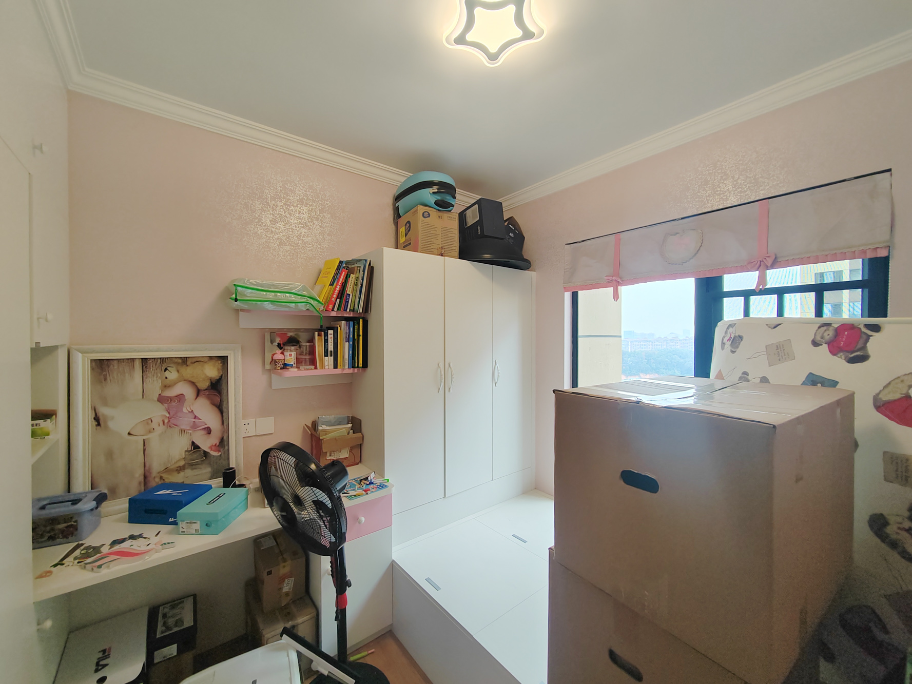 保利城(中航城国际社区、郡原美村) 4室2厅2卫 82.0万 保利城(中航城国际社区、郡原美村) 4室2厅2卫 82.0万卧室