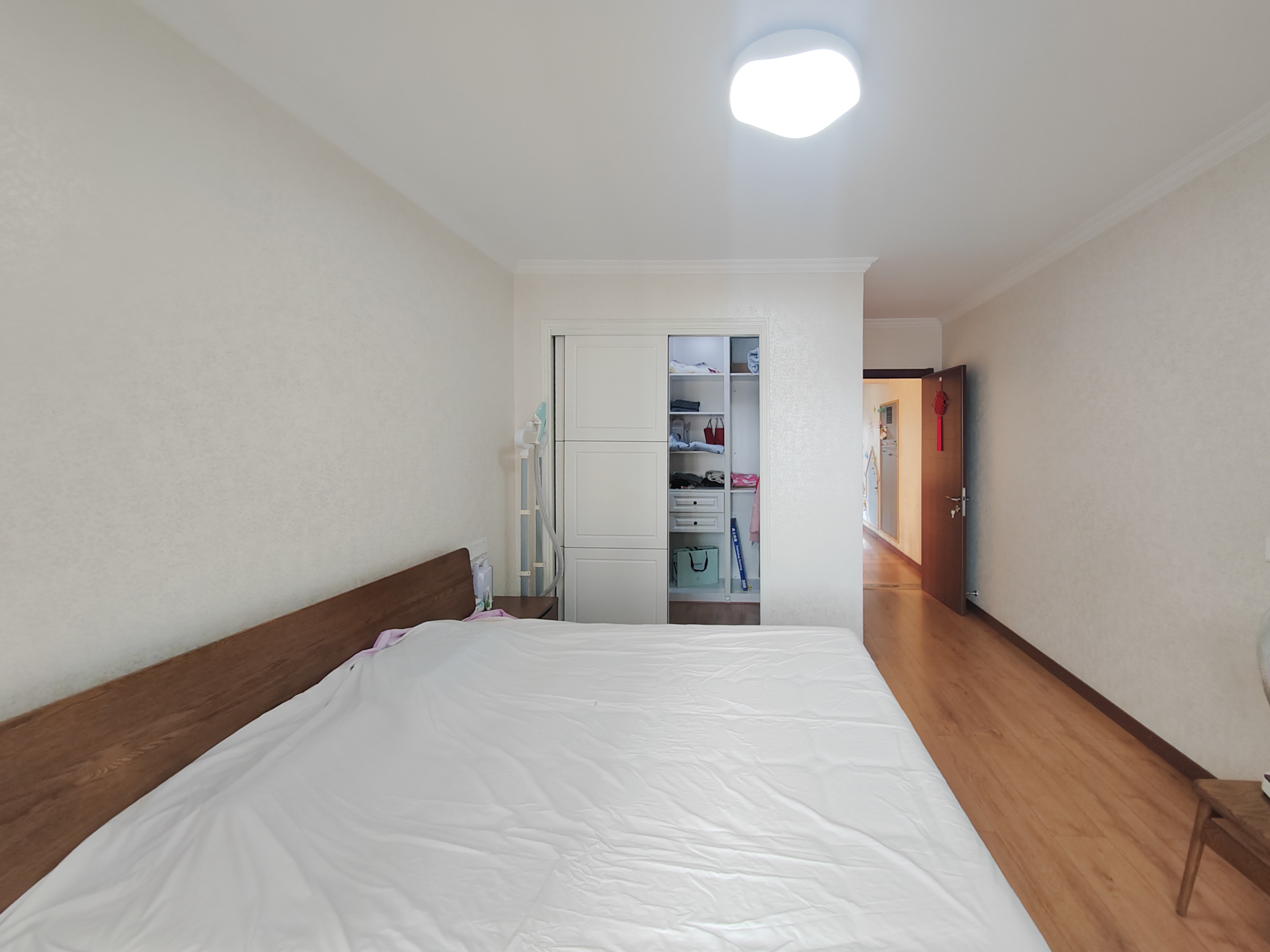 保利城(中航城国际社区、郡原美村) 4室2厅2卫 82.0万 保利城(中航城国际社区、郡原美村) 4室2厅2卫 82.0万卧室